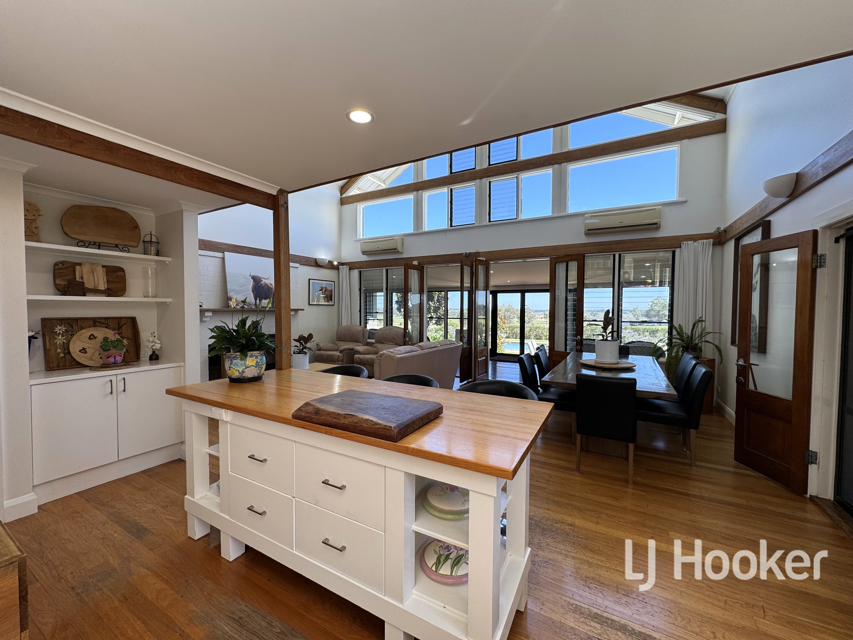 5-bedroom unit at 71 Gillespies Lane, Inverell, Nsw, 2360, Inverell, New South Wales