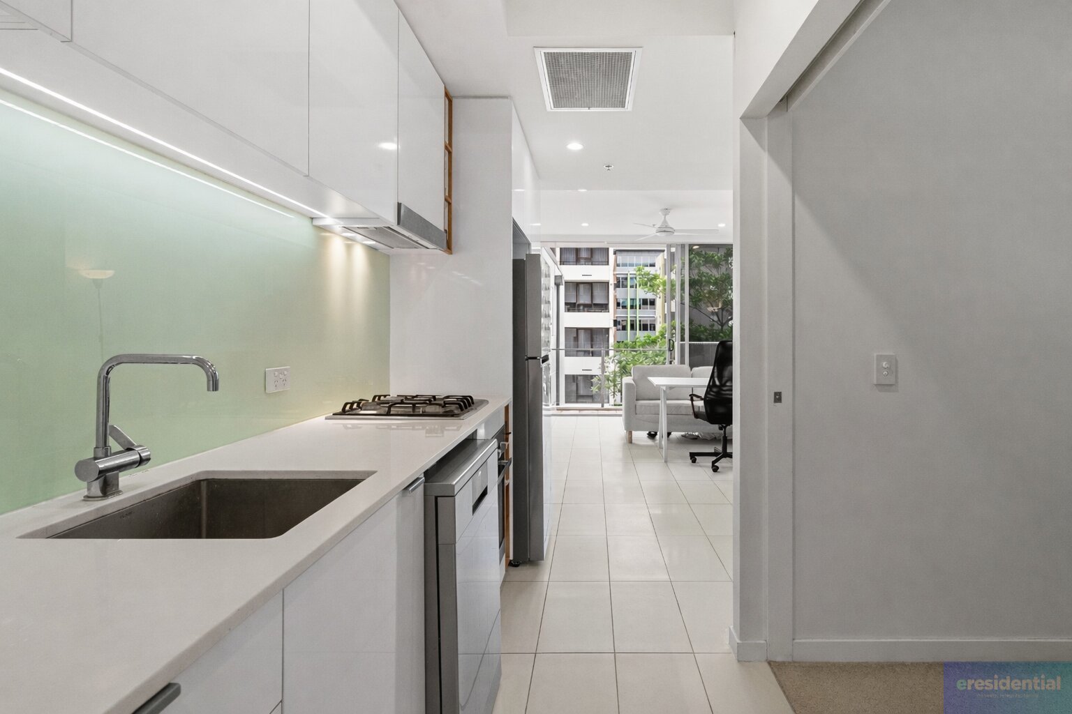 Level 4/409/66 Manning Street, South Brisbane, Qld, 4101 - Image 8