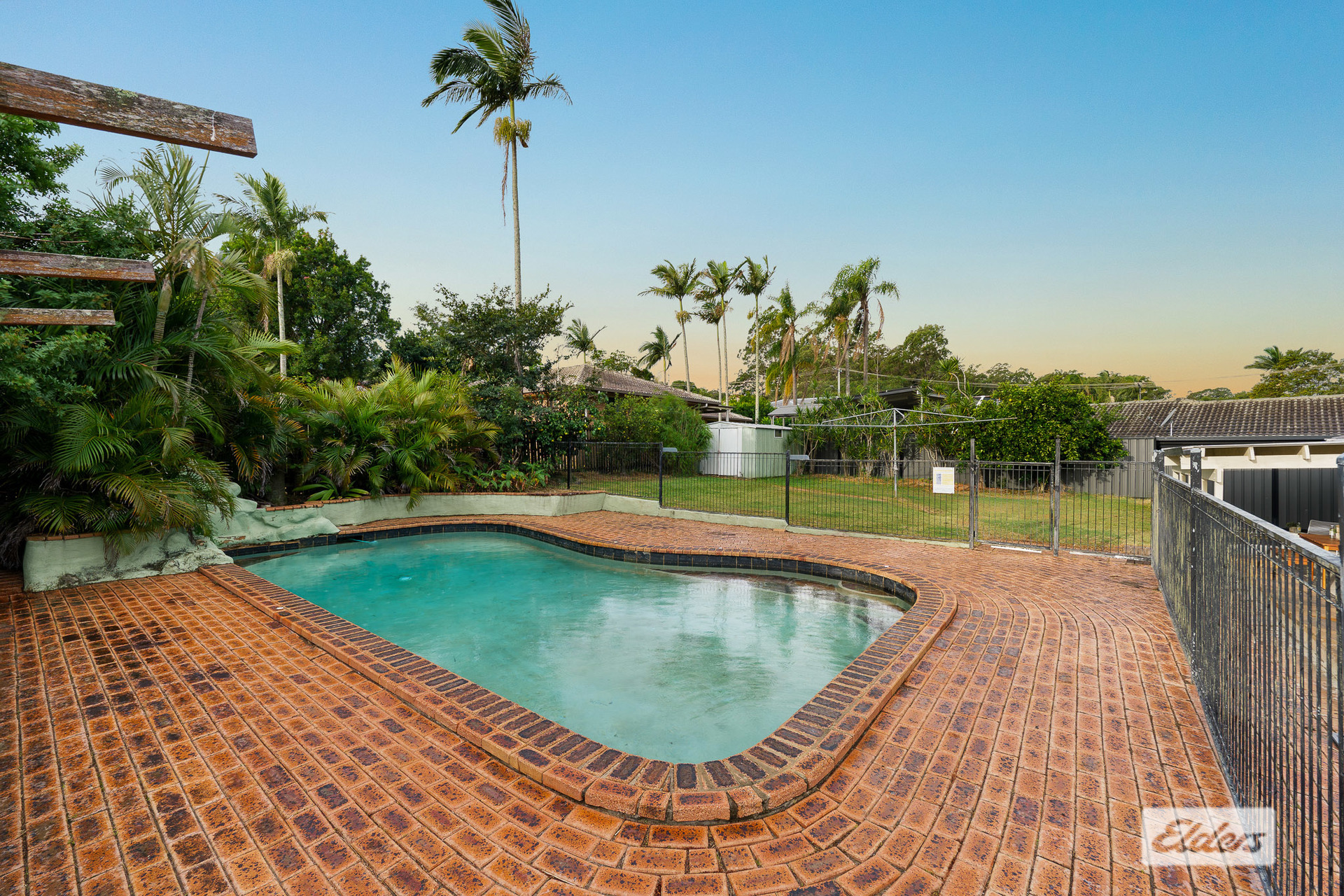 6 PETRINGA CRESCENT, Springwood QLD 4127 - Image 3