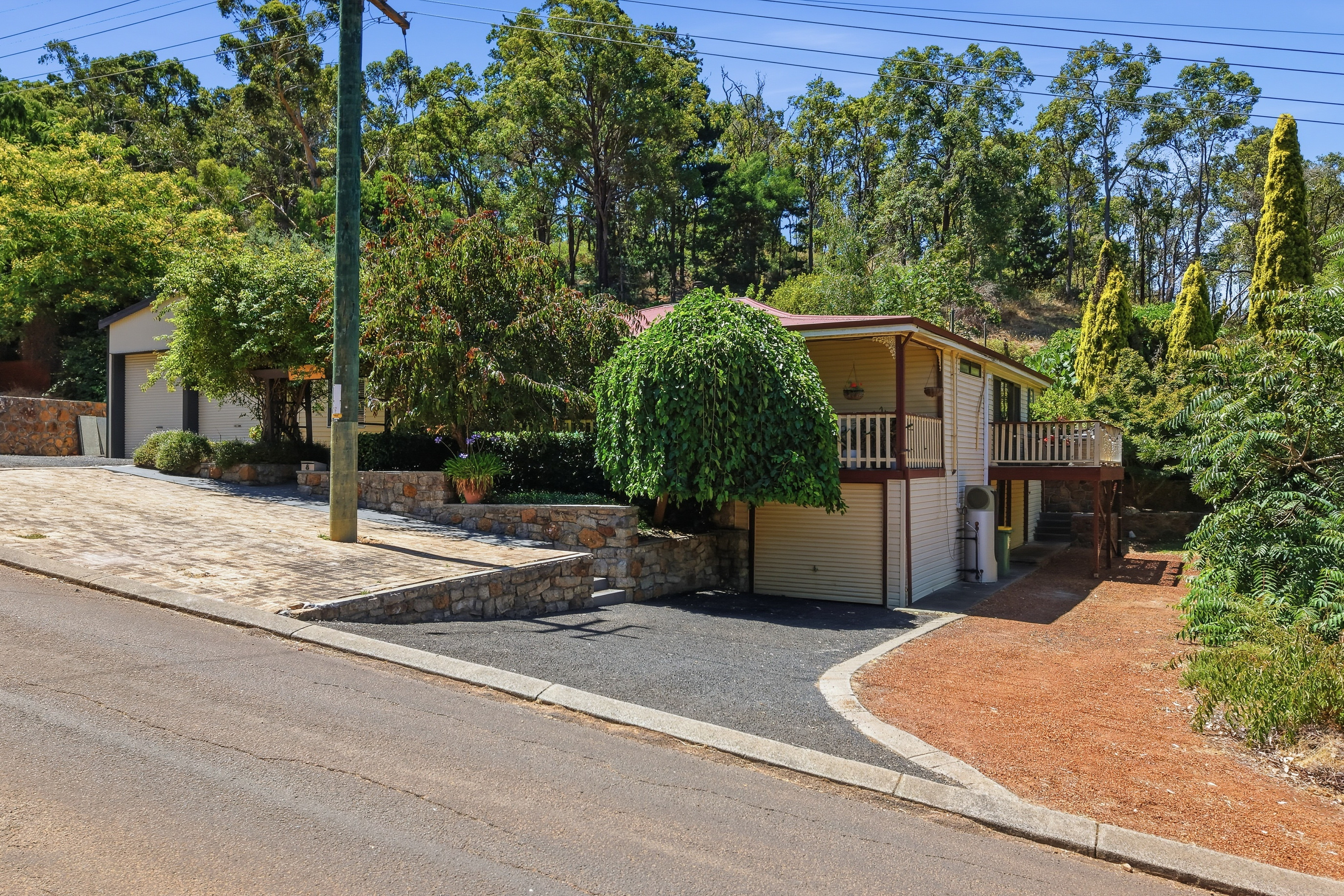 8 LOFTIE STREET, Bridgetown WA 6255 - Image 1