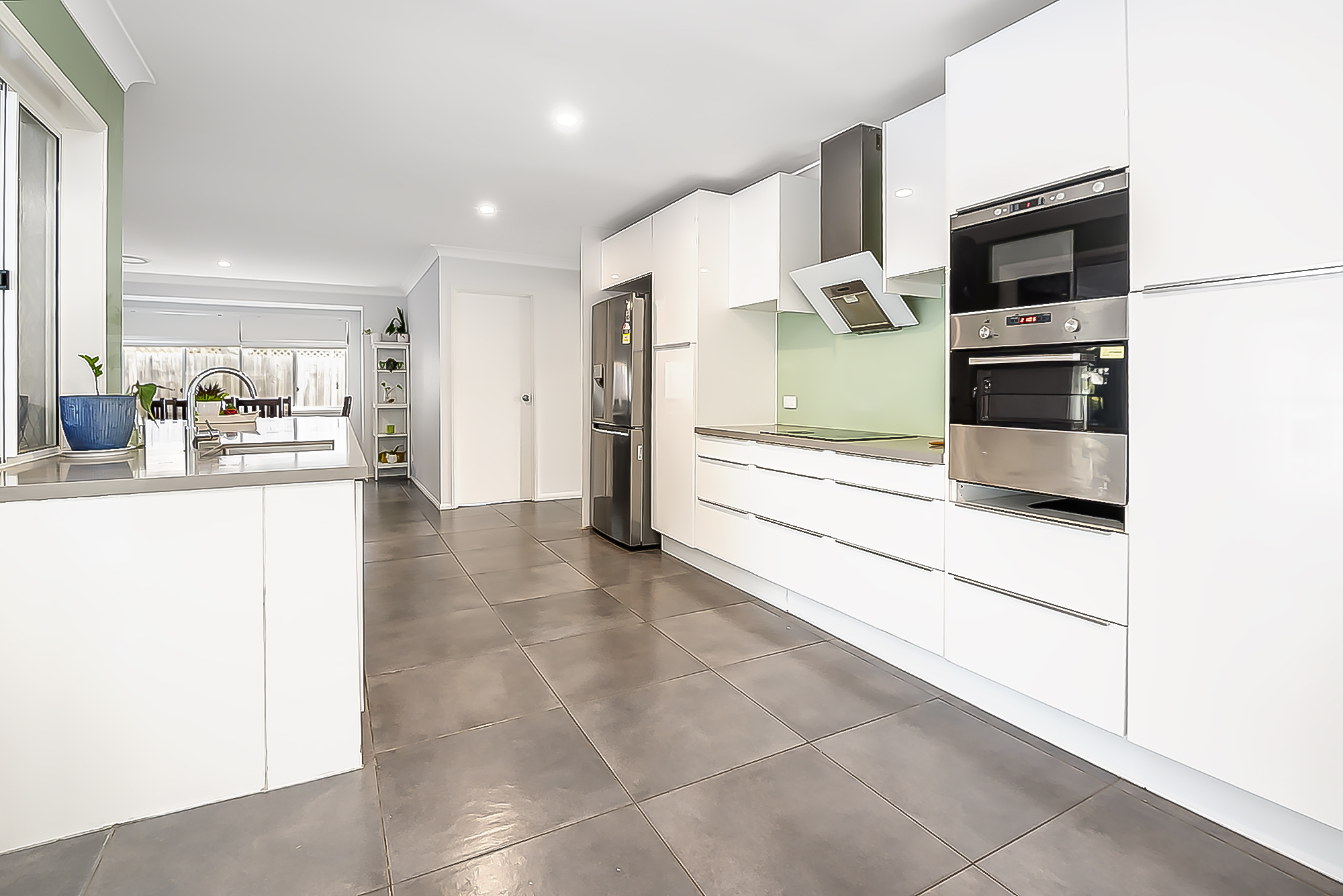 5 BACCATA PLACE, Forest Lake QLD 4078 - Image 6