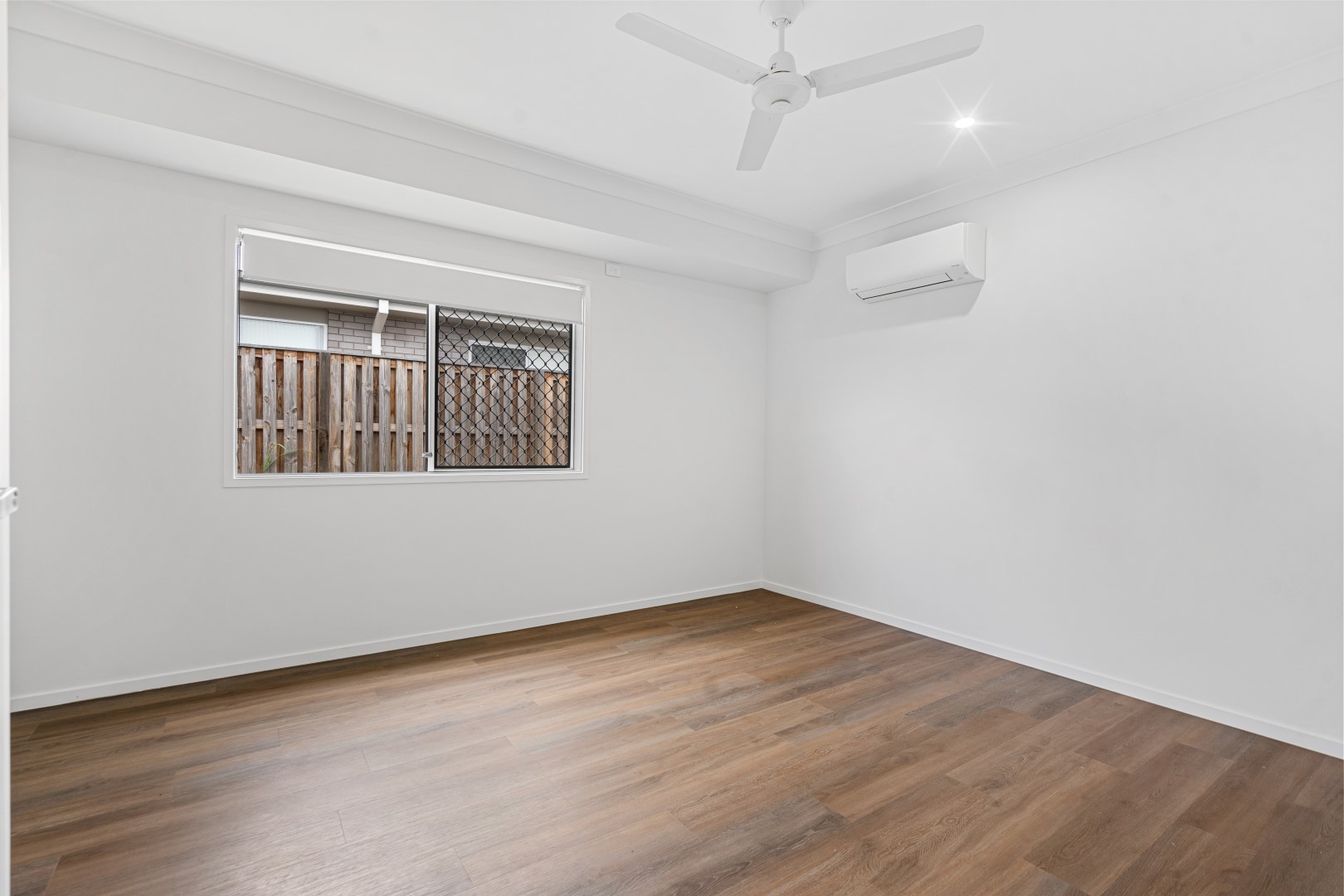 6 Highfield Street, Bundamba, QLD 4304 - Image 8