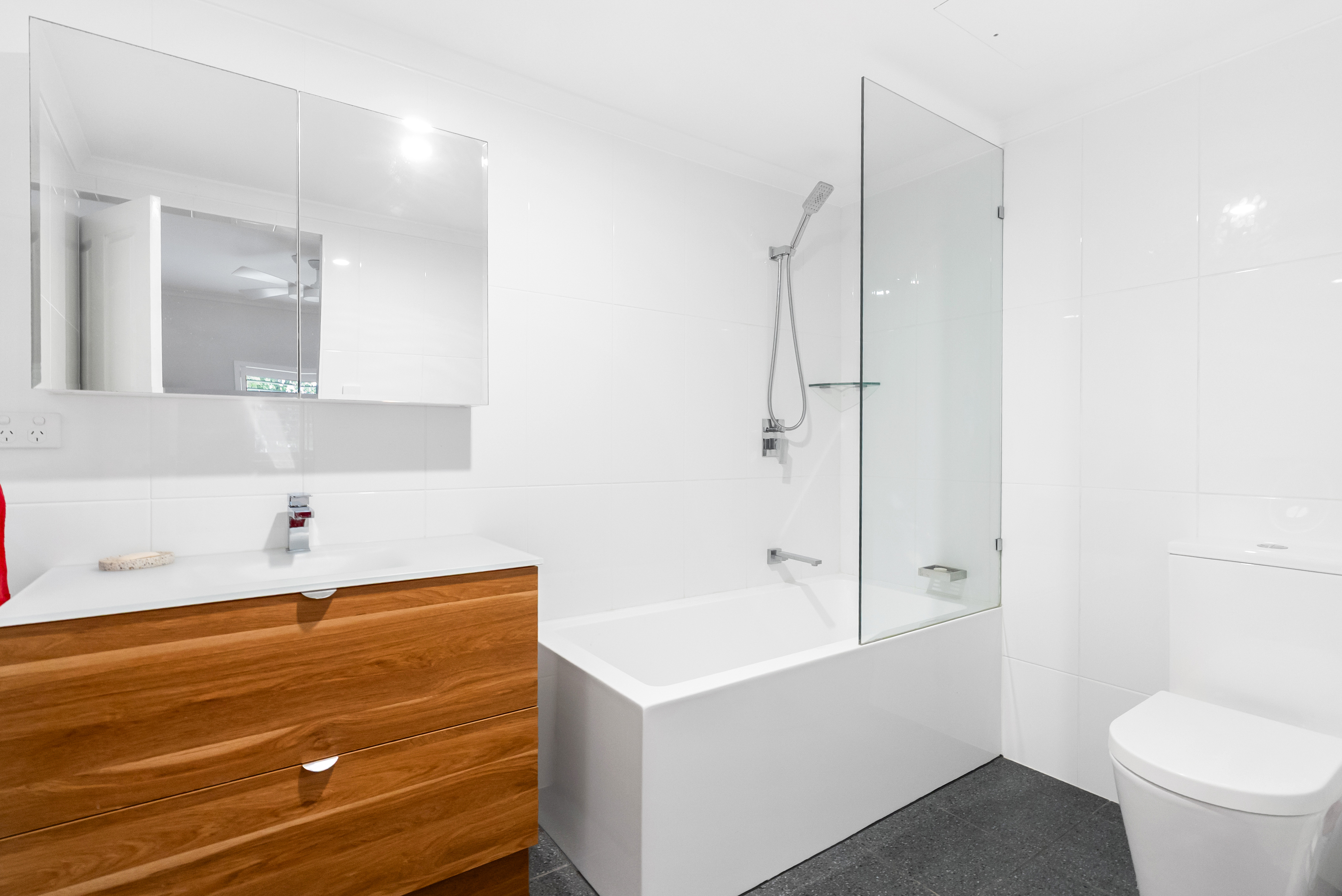 3-bedroom unit at Unit 8/25-27 Digger Street, Cairns North, Qld, 4870, , Queensland