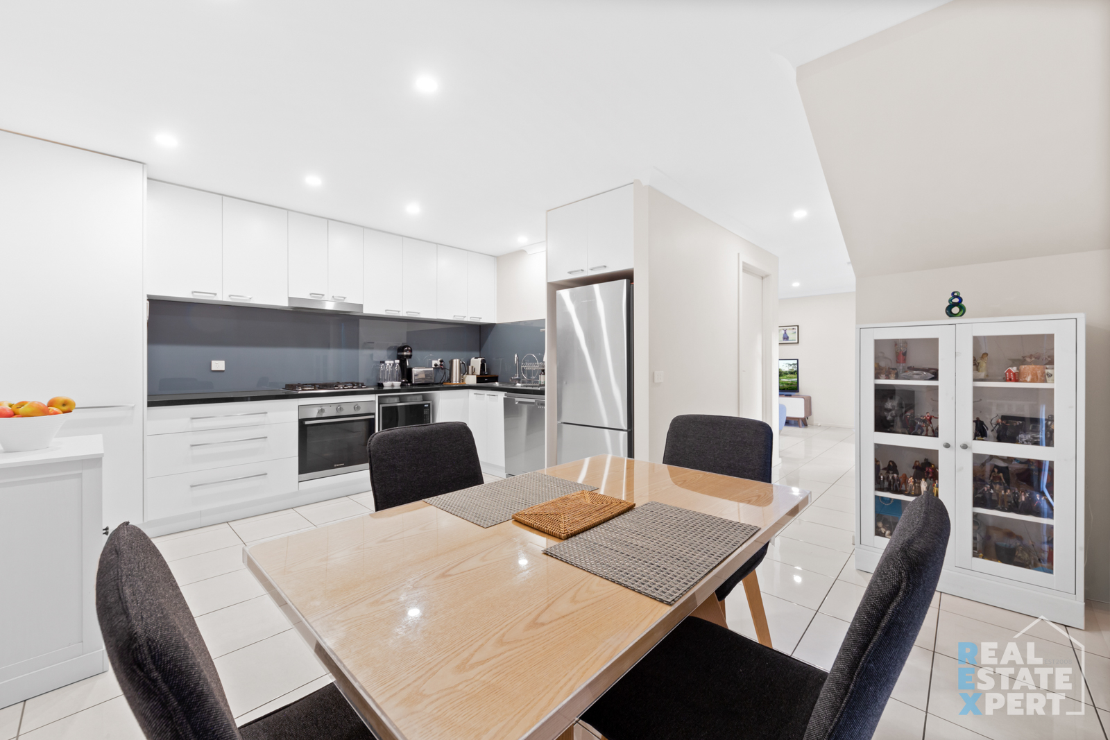1/8 Moore Road, Hallam, VIC 3803 - Image 10
