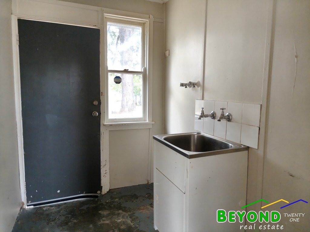10 Greene Avenue, Coonamble, NSW 2829 - Image 7