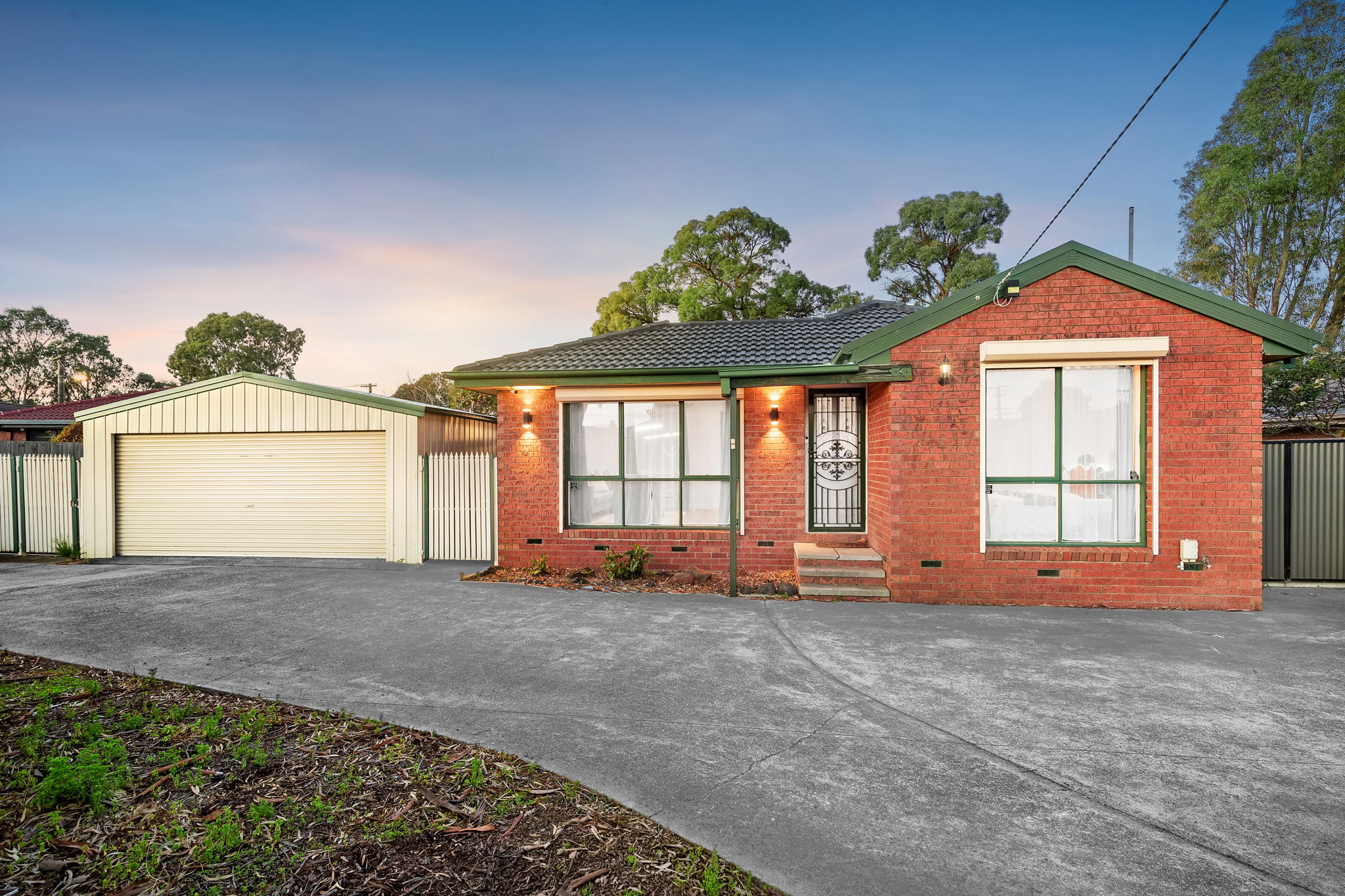 40 Pindari Avenue, Mill Park, VIC 3082 - Image 1