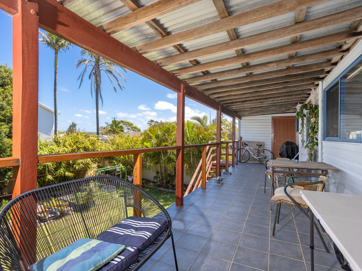 4-bedroom house at 16 Old Bar Road, Old Bar, NSW 2430, Mid-Coast, New South Wales