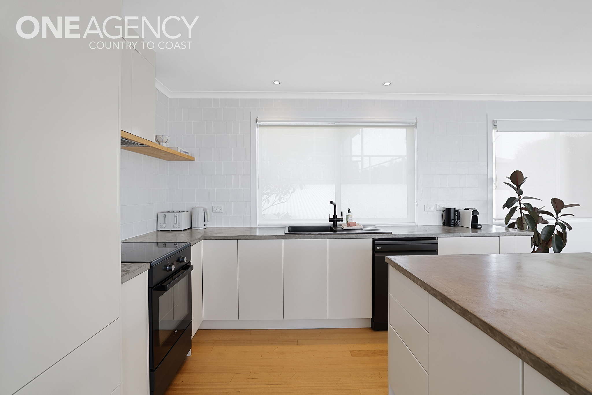 19 HALCYON AVENUE, San Remo VIC 3925 - Image 5