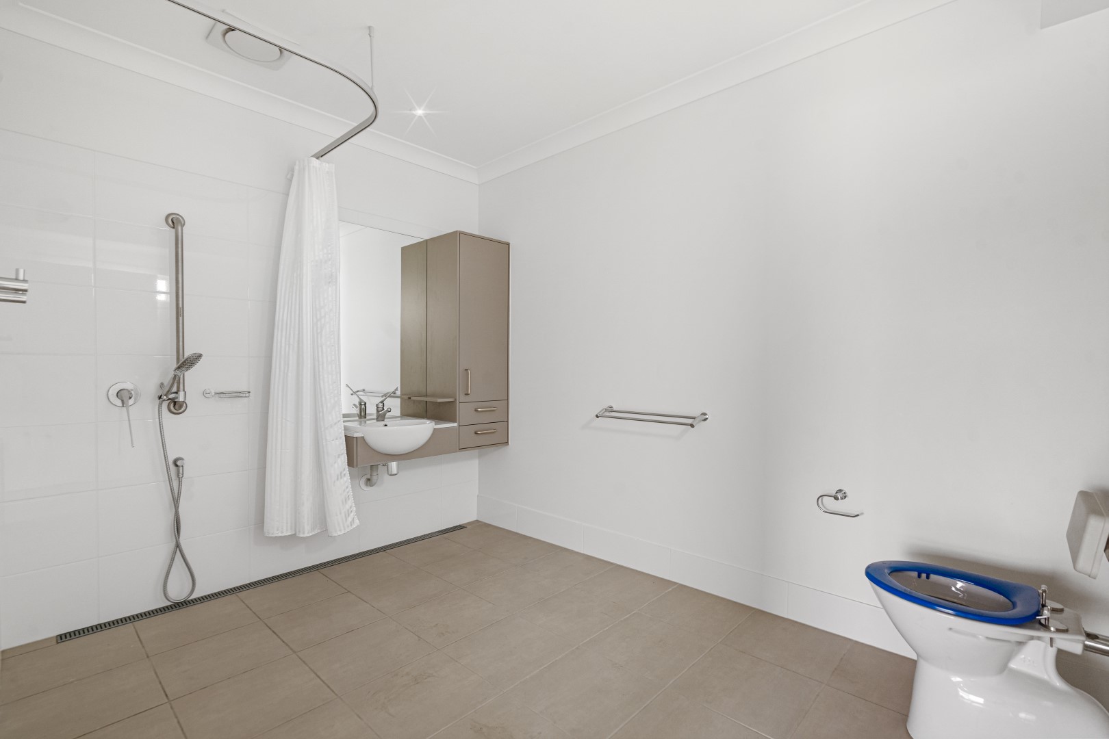 6 Highfield Street, Bundamba, QLD 4304 - Image 4