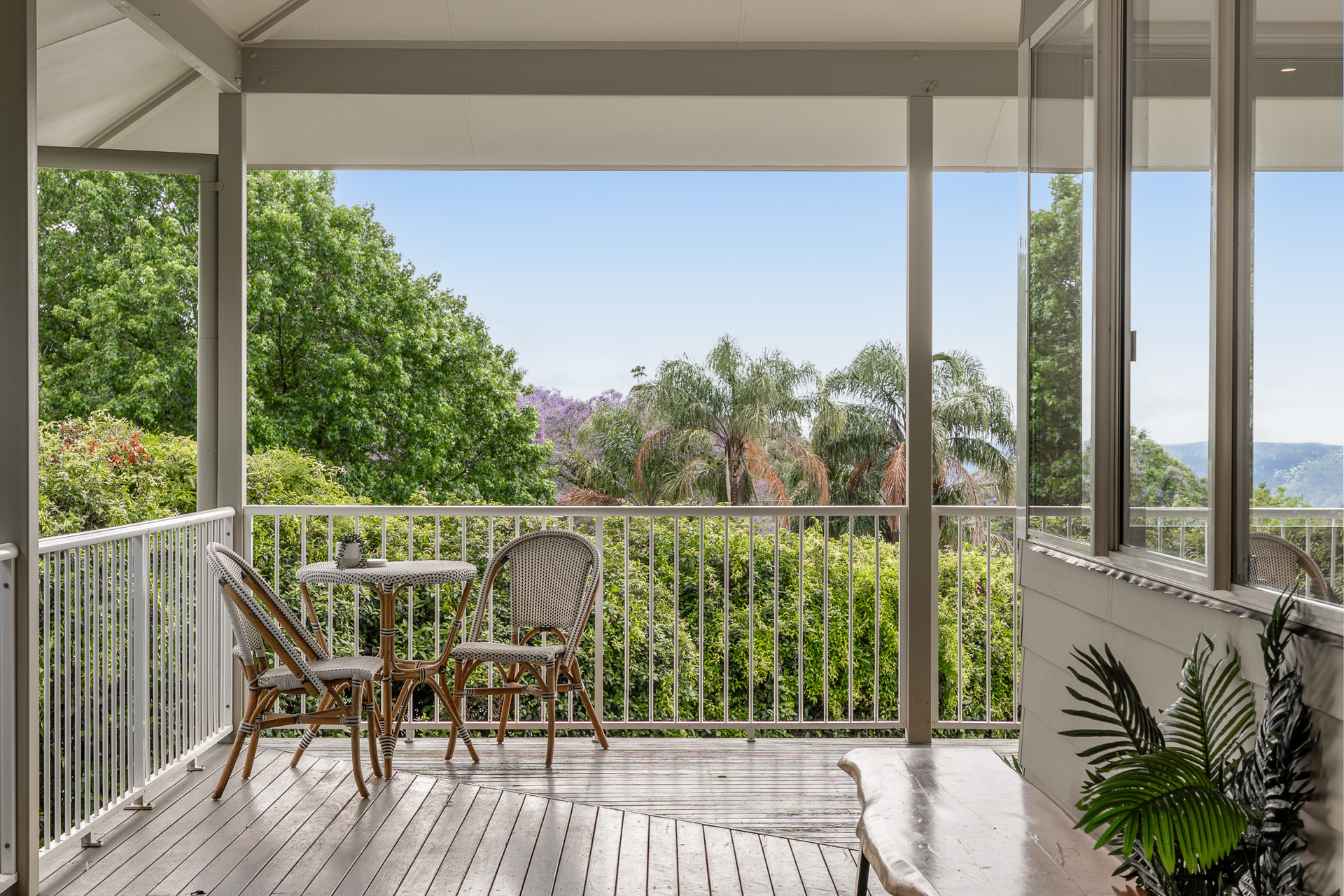 7-bedroom house at 7 Curzon Street, Mount Lofty, QLD 4350, , Queensland