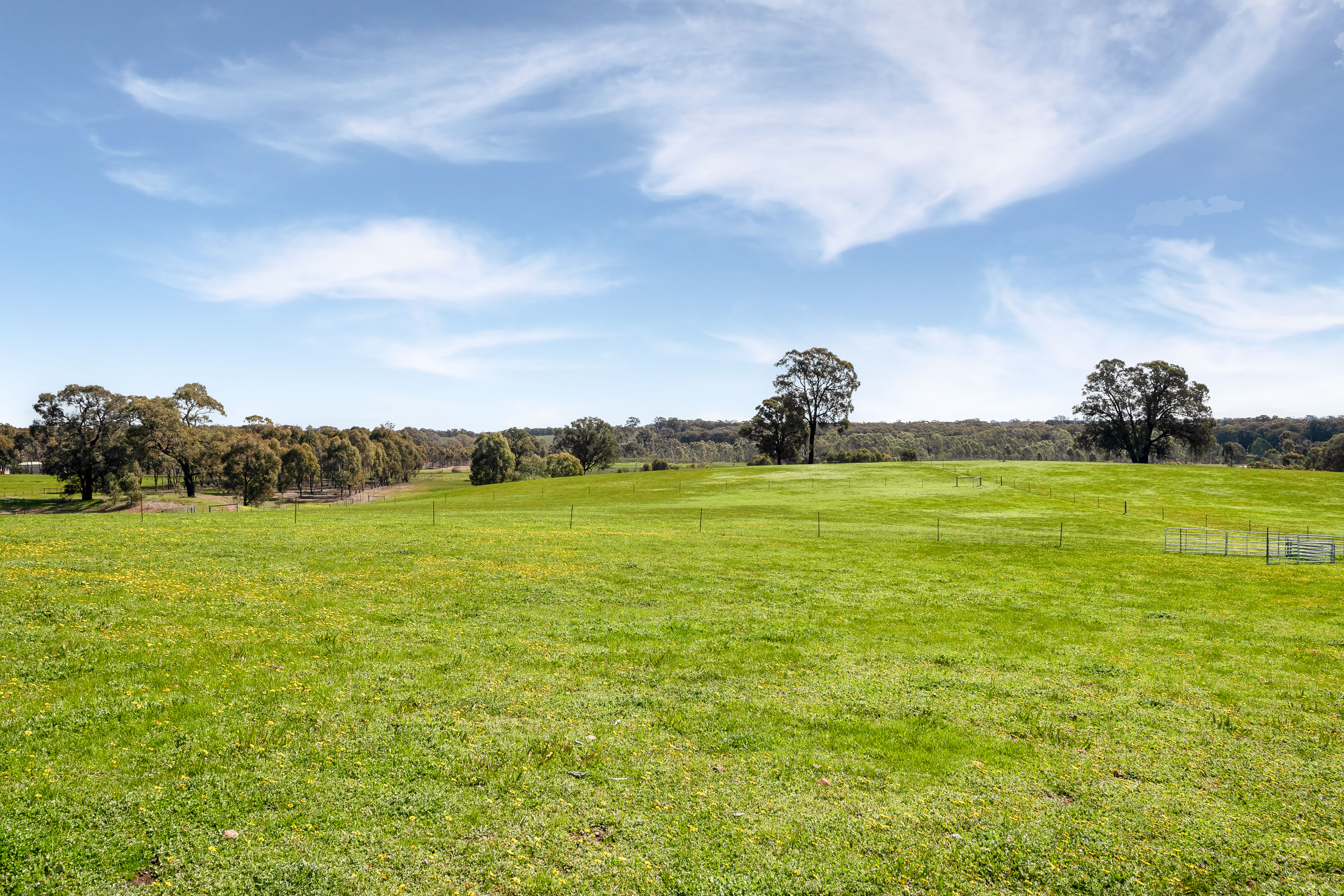 4-bedroom unit at 114 Mclennan Road, Heathcote, Vic, 3523, Greater Bendigo, Victoria