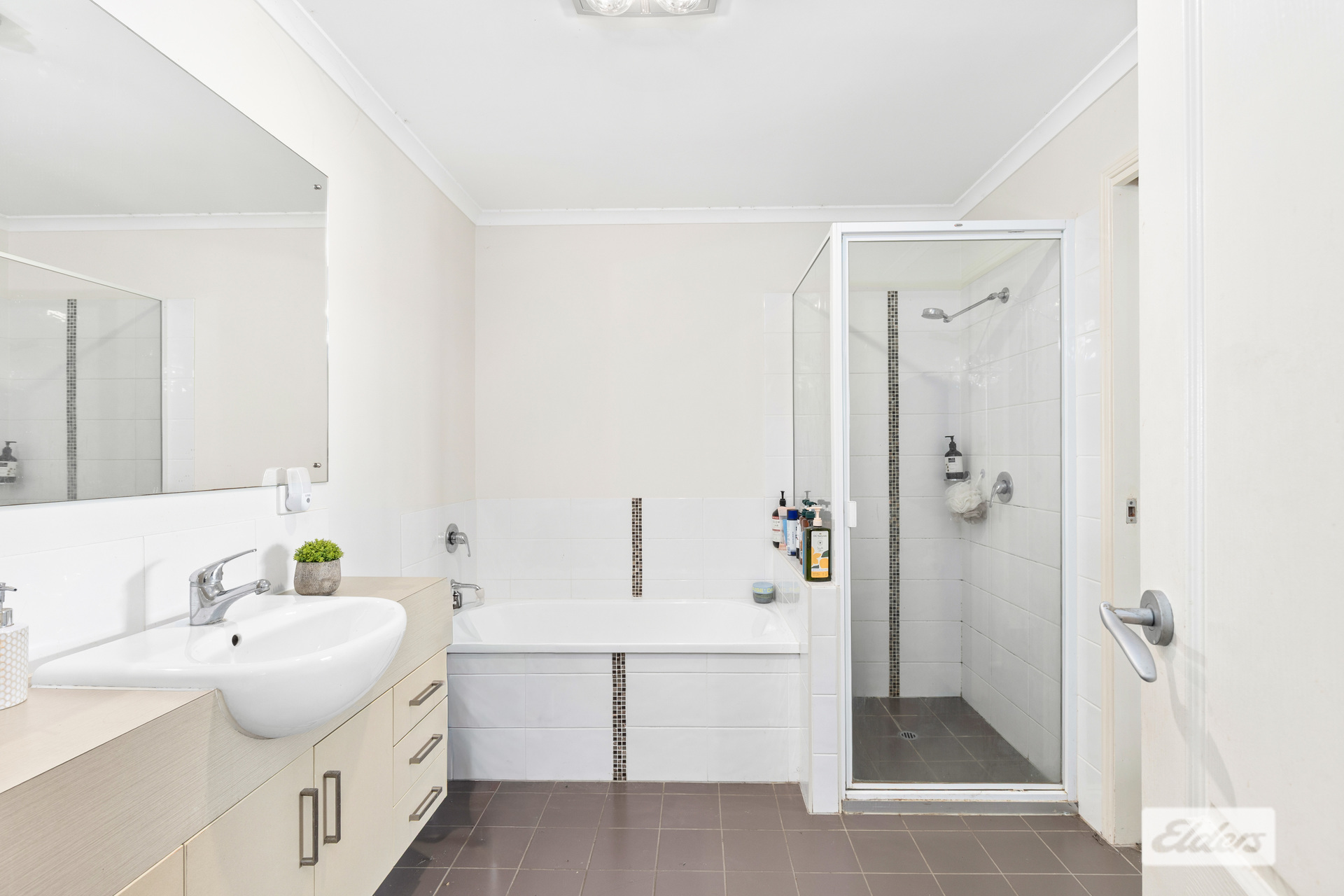 2-bedroom unit at 6/16 Riverview Street, Emerald, Qld, 4720, , Queensland