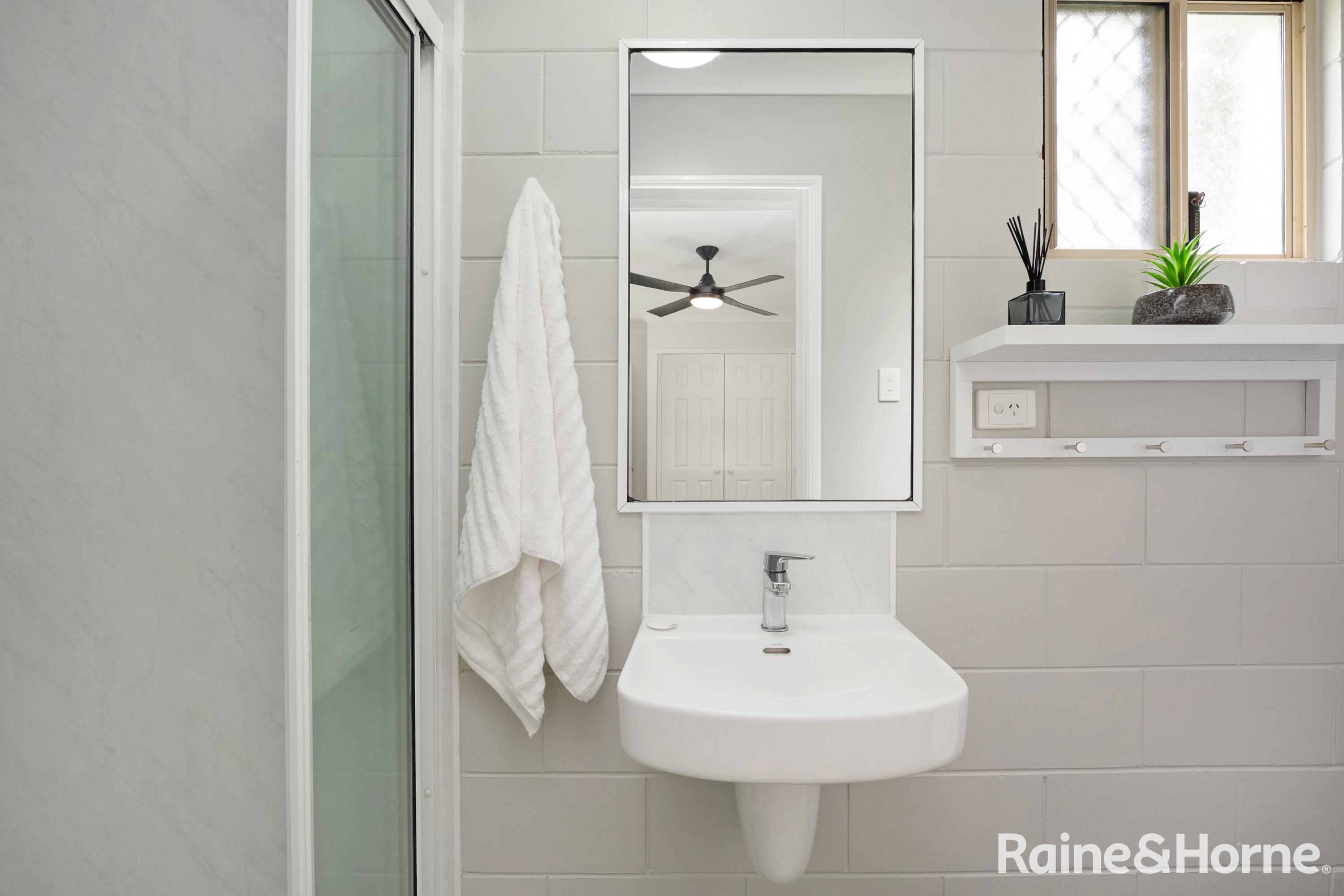 28 Elton Drive, Kelso, QLD 4815 - Image 8