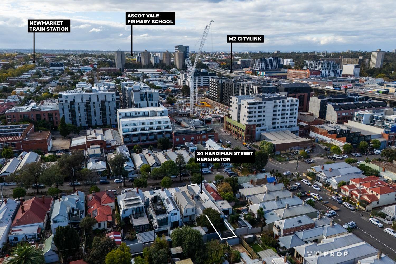 3-bedroom house at 34 HARDIMAN STREET, Kensington VIC 3031, Melbourne, Victoria
