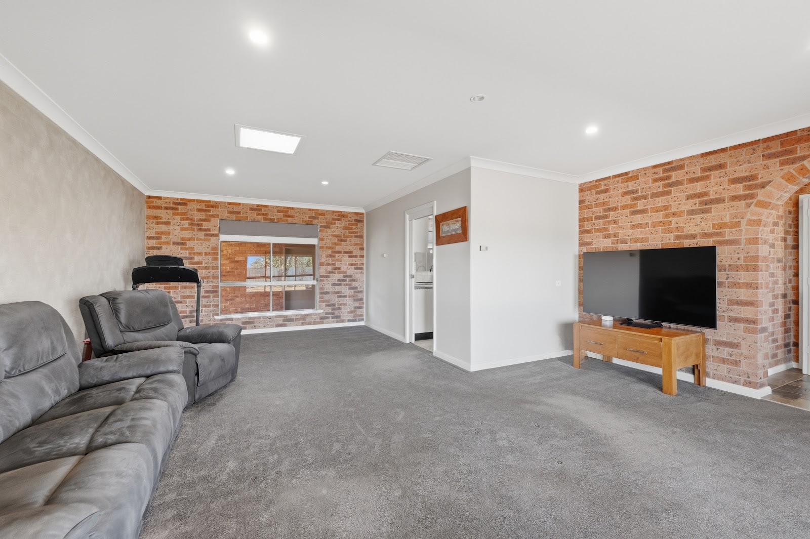5-bedroom house at 75 Mcclure Road, Yenda, NSW 2681, Griffith, New South Wales
