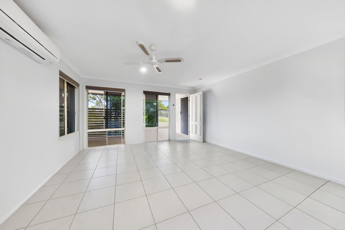 6 SOUTHERDEN DRIVE, North Lakes QLD 4509 - Image 7
