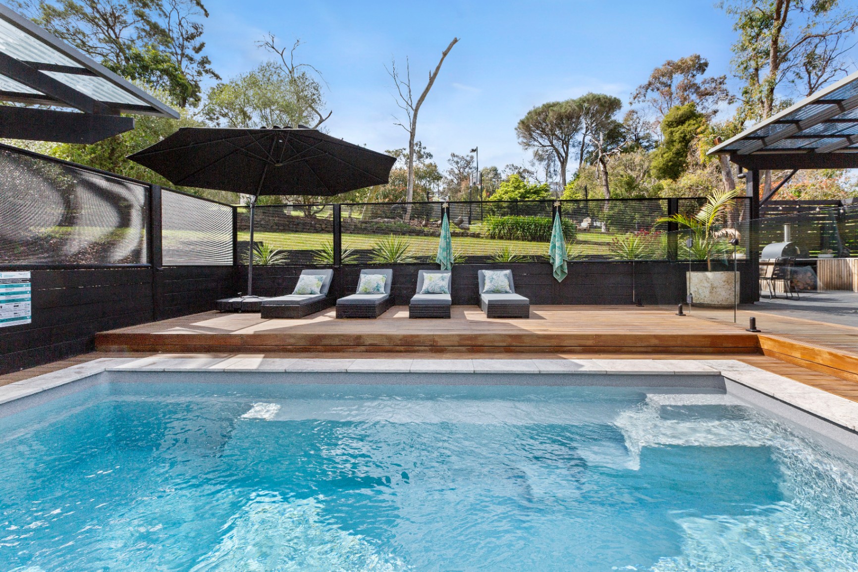 5 Lorrimore Close, Mount Eliza, VIC 3930 - Image 2