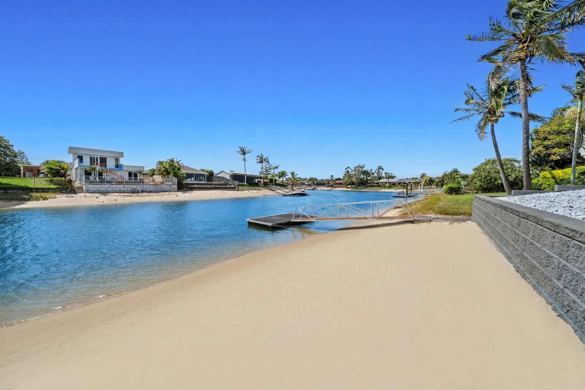 4-bedroom house at 162 Sunshine Boulevard, Mermaid Waters, QLD 4218, Gold Coast, Queensland