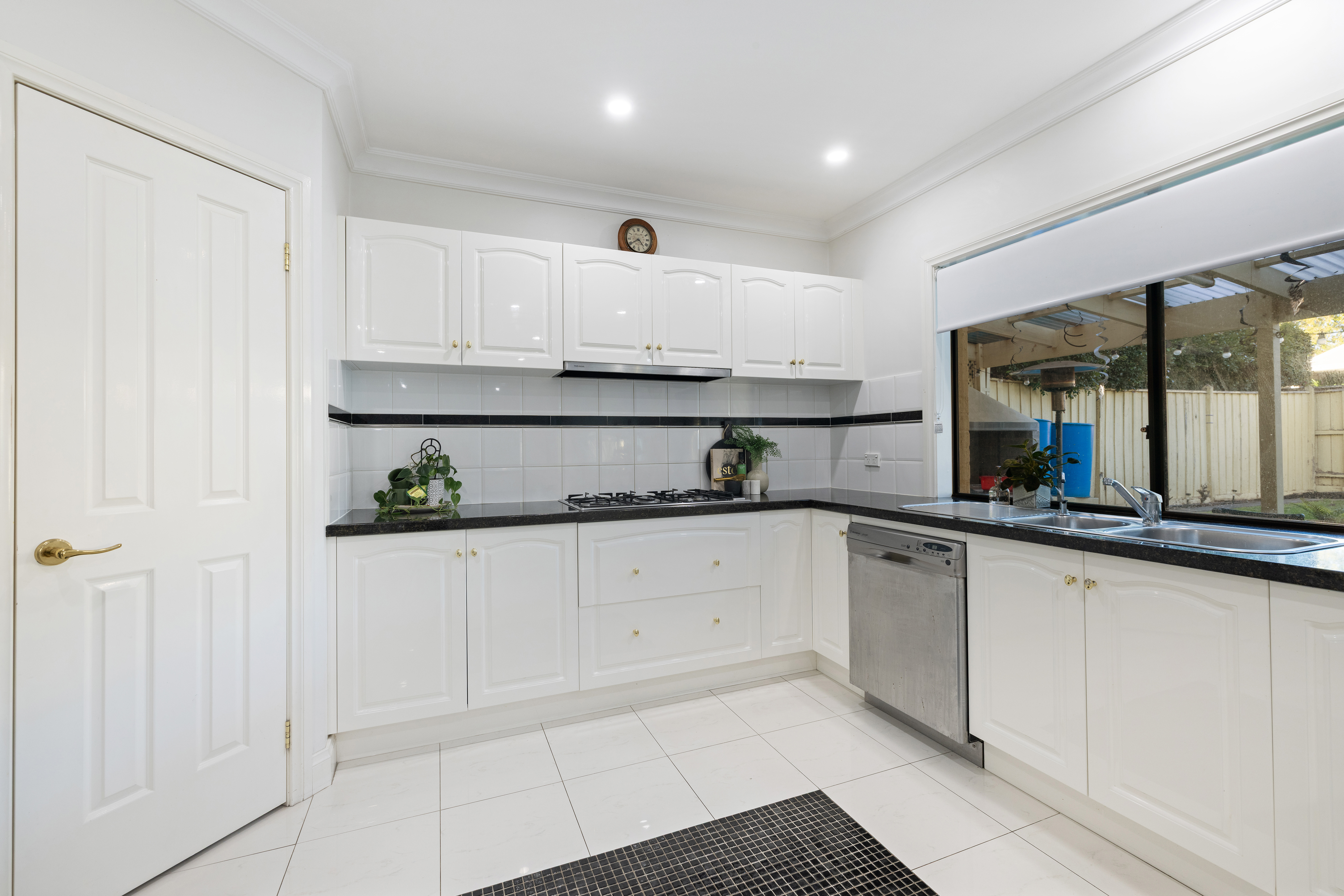 28 Langhorne Crescent, Rowville, Vic, 3178 - Image 10