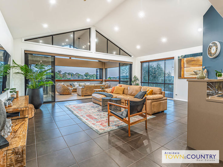 28 GOLDEN GROVE, Armidale NSW 2350 - Image 4