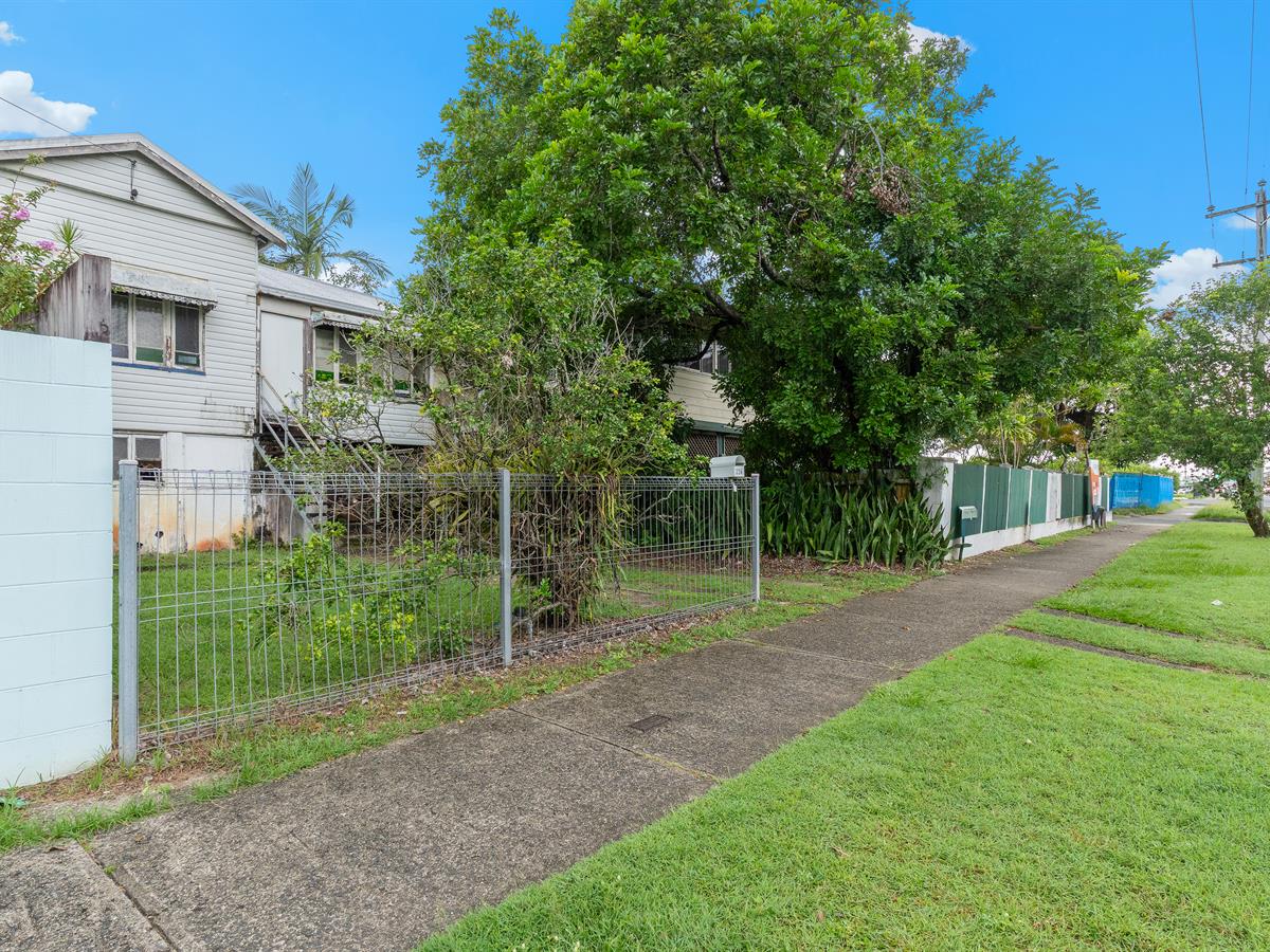 
      /220-224 Sheridan Street, Cairns North, Qld, 4870 - Image 2