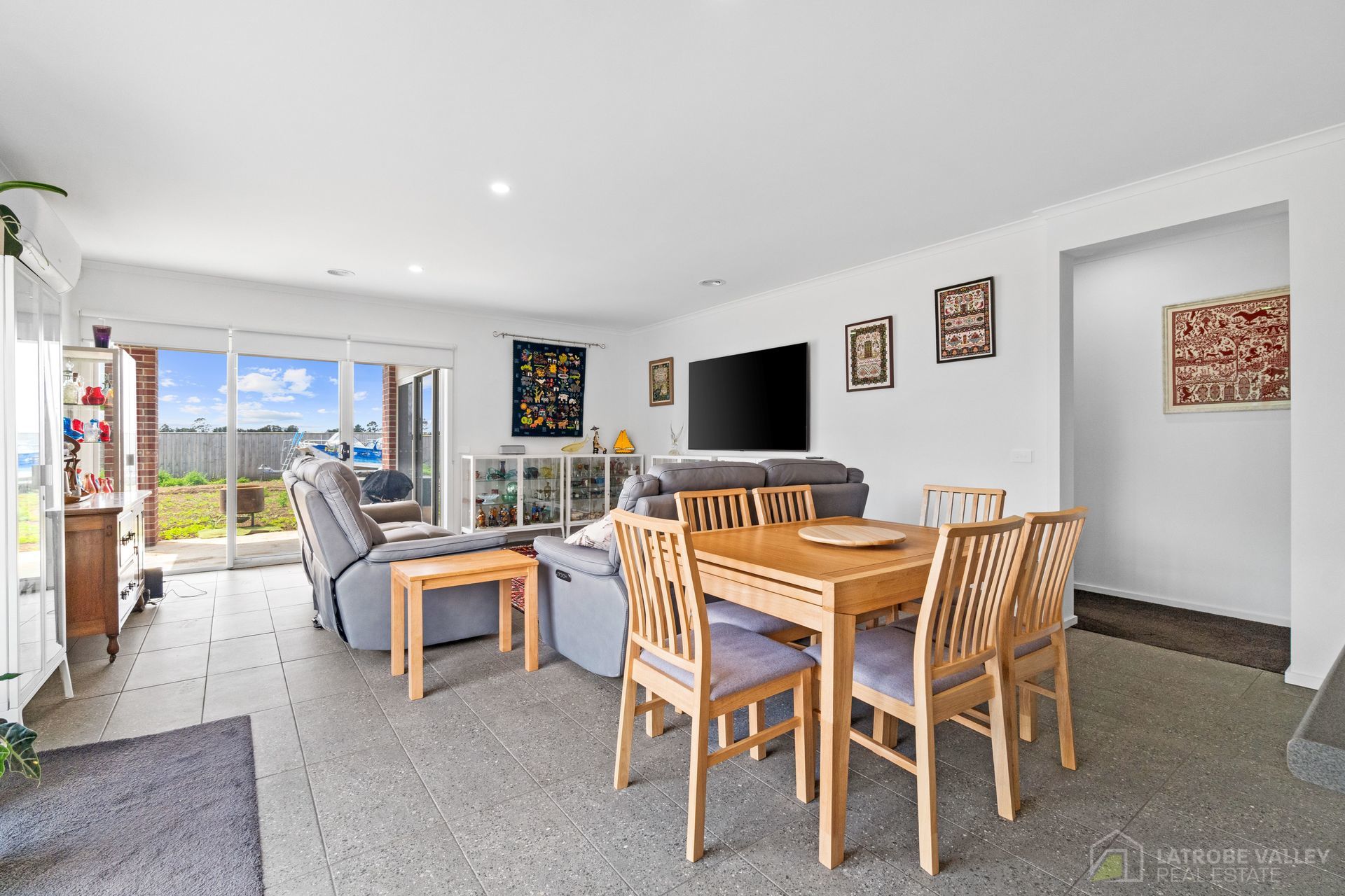 27 Lyons Street, Rosedale, Vic, 3847 - Image 3