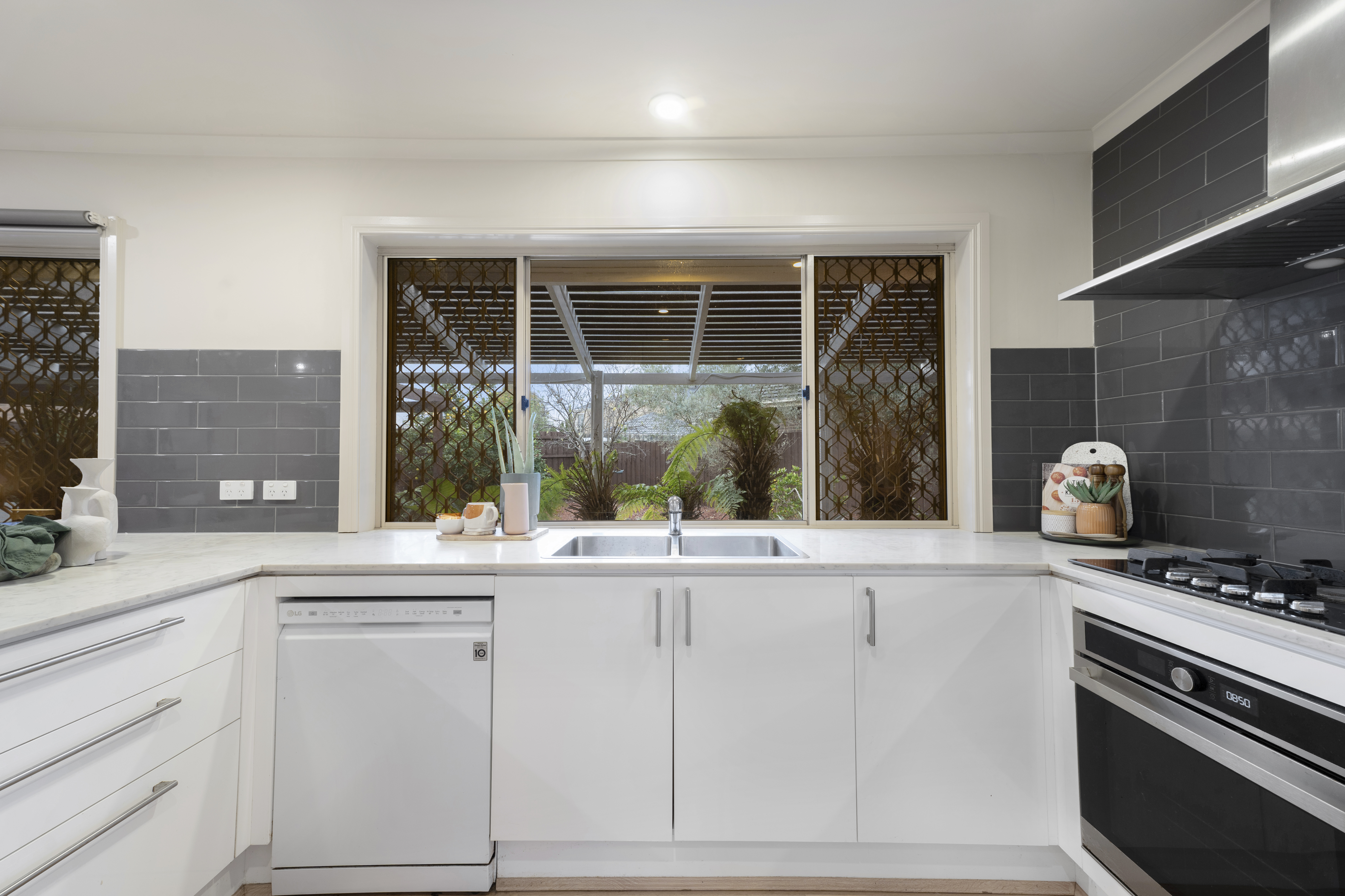 4-bedroom house at 4 St Helena Place, Rowville, VIC 3178, Knox, Victoria