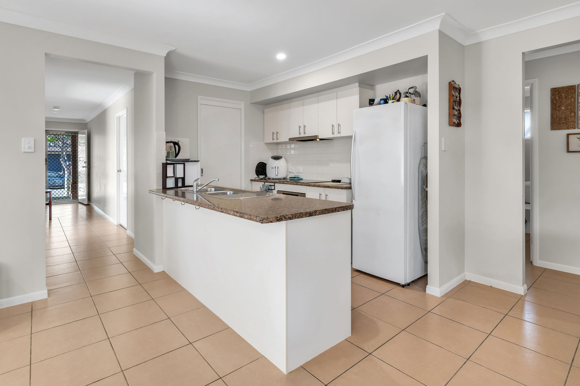 15 STARKEY STREET, Pacific Pines QLD 4211 - Image 6