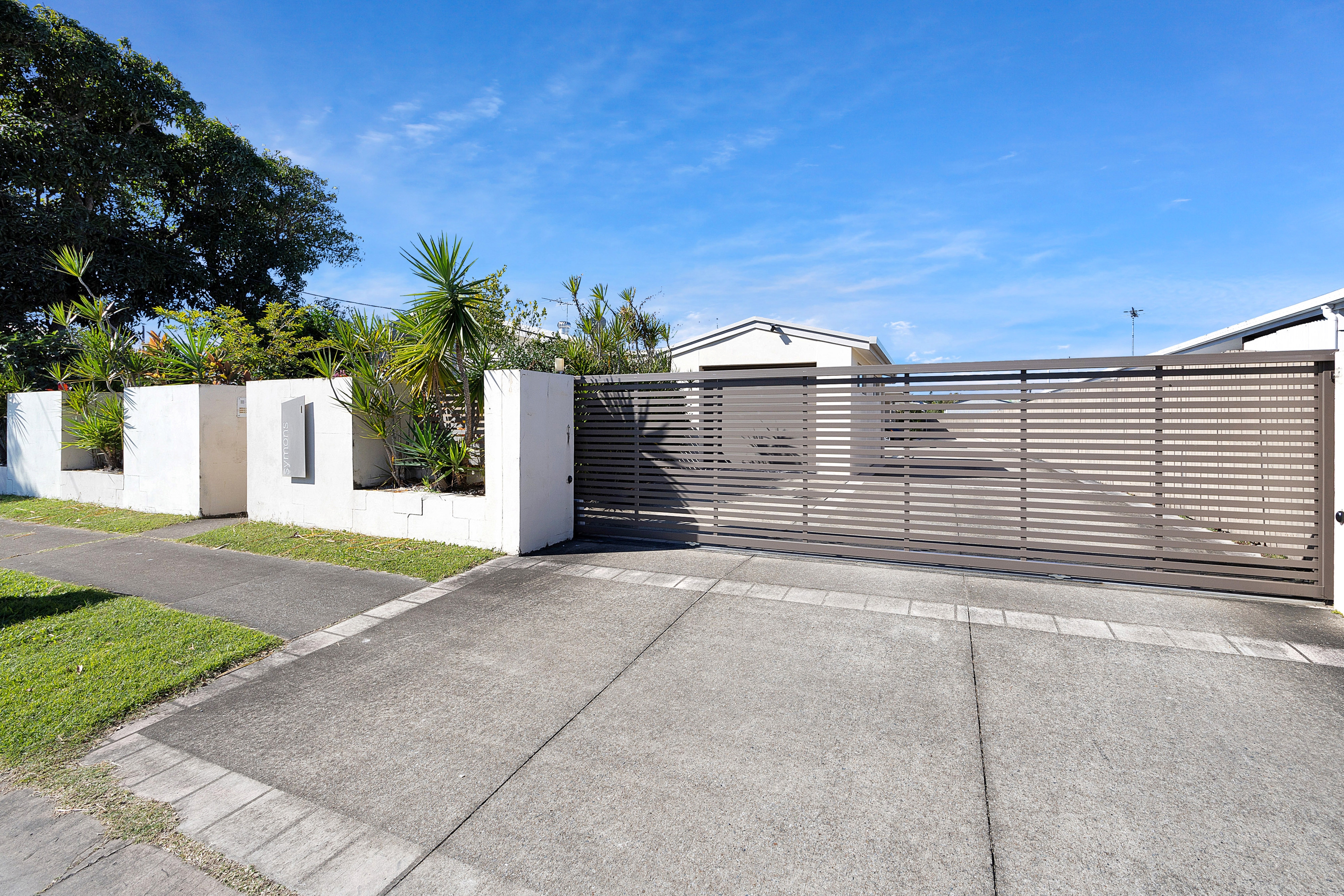 2/1 Symons Street, South Mackay, QLD 4740 - Image 8