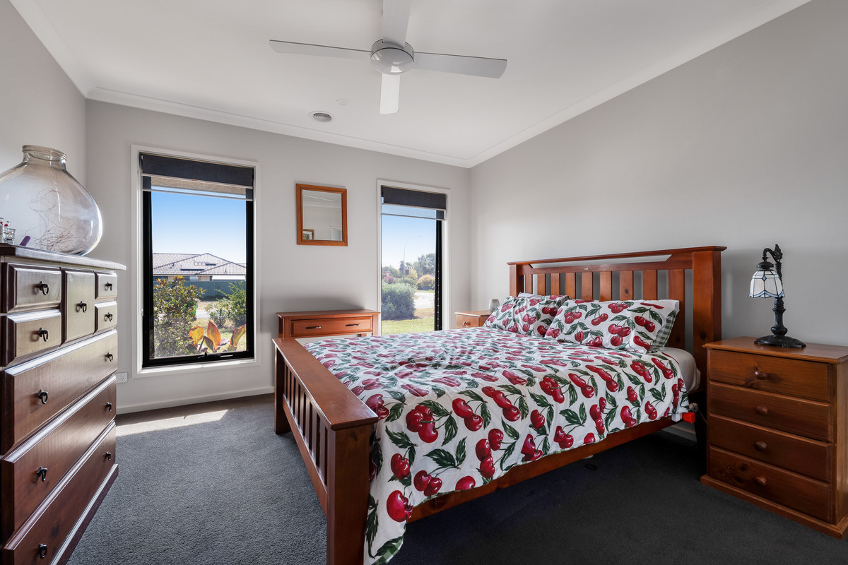 4-bedroom house at 140 READ STREET, Howlong NSW 2643, Federation, New South Wales