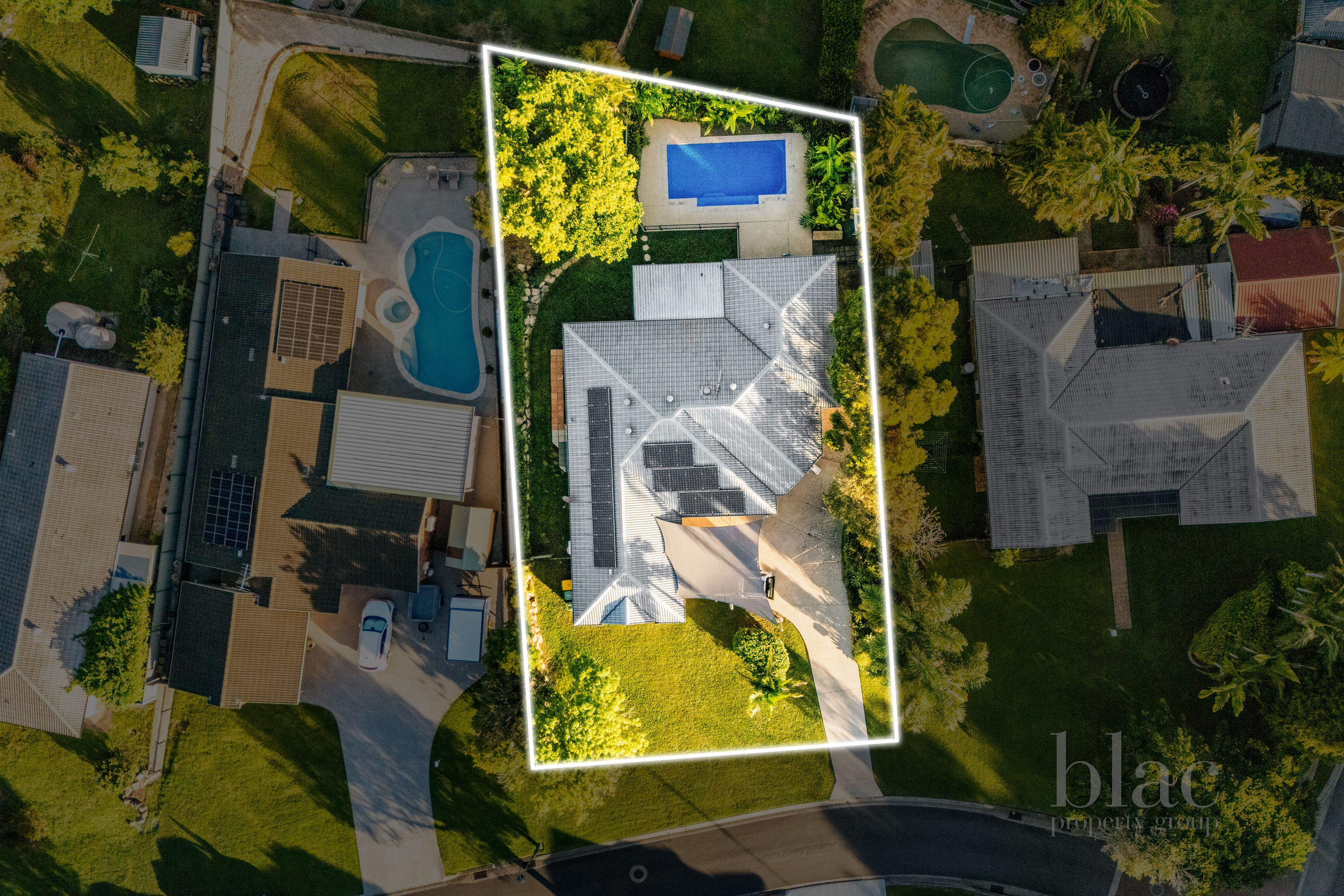 4 CAMION COURT, Petrie QLD 4502 - Image 2