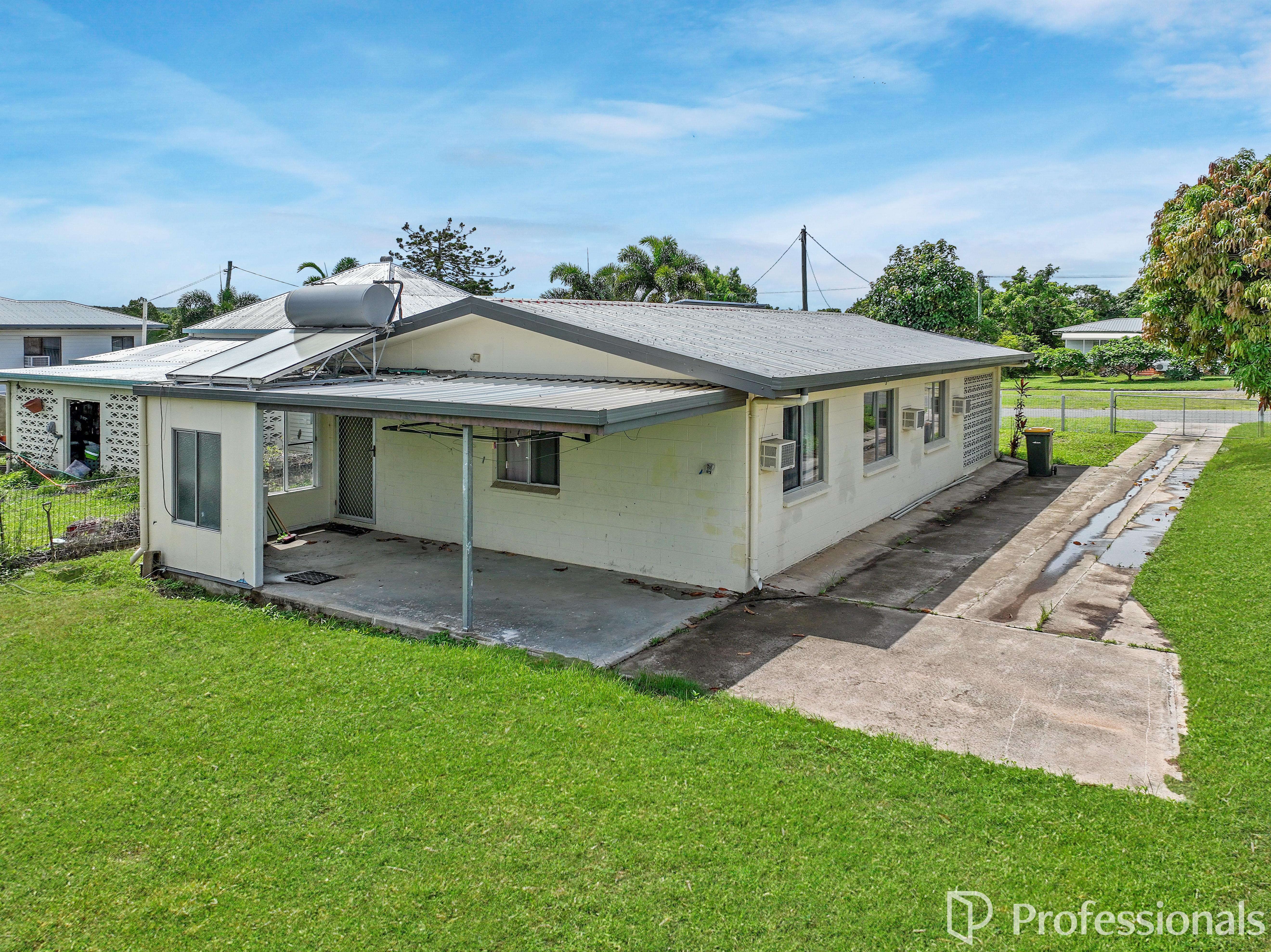 86 Williams Street, Bowen, QLD 4805 - Image 4
