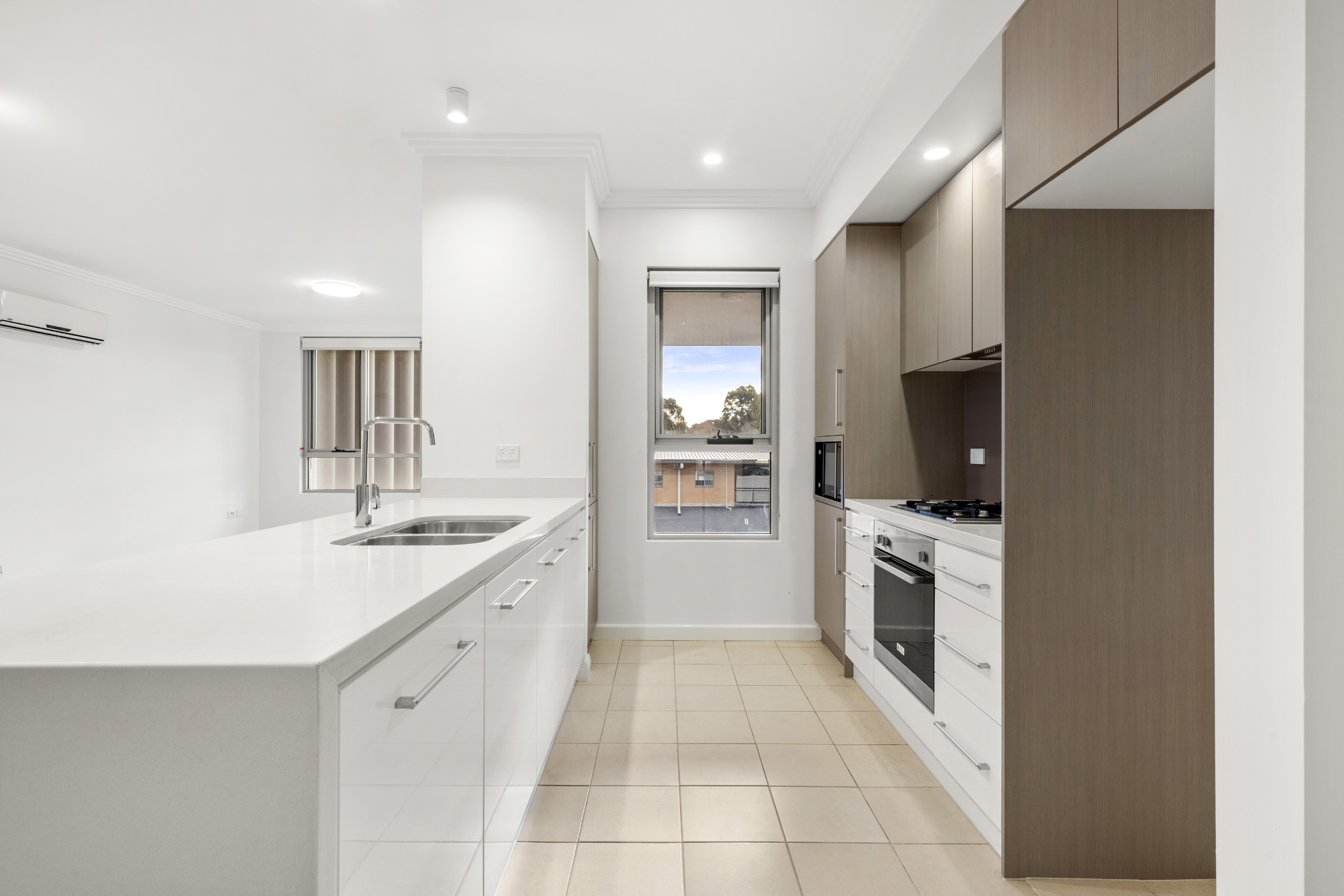 46 8 COOK STREET, SUTHERLAND NSW 2232 - Image 2