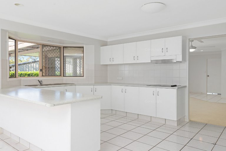 7 Metcalf Court, Ormeau, QLD 4208 - Image 3