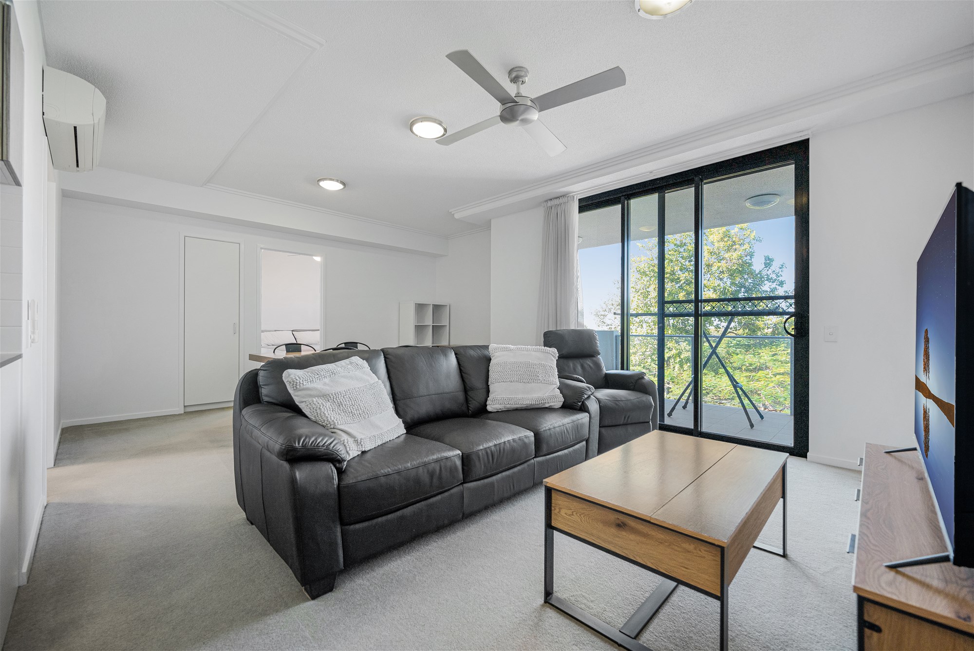 UNIT 411 GLADSTONE CENTRAL PLAZA 52 OAKA LANE, Gladstone Central QLD 4680 - Image 4