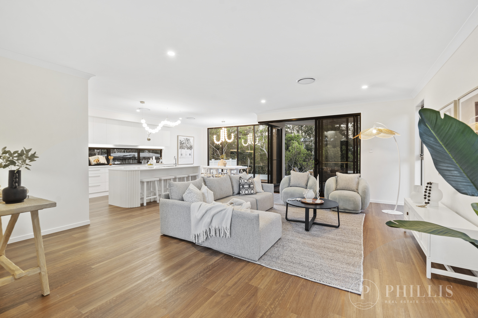 14 Cabarita Street, Biggera Waters, Qld, 4216 - Image 2