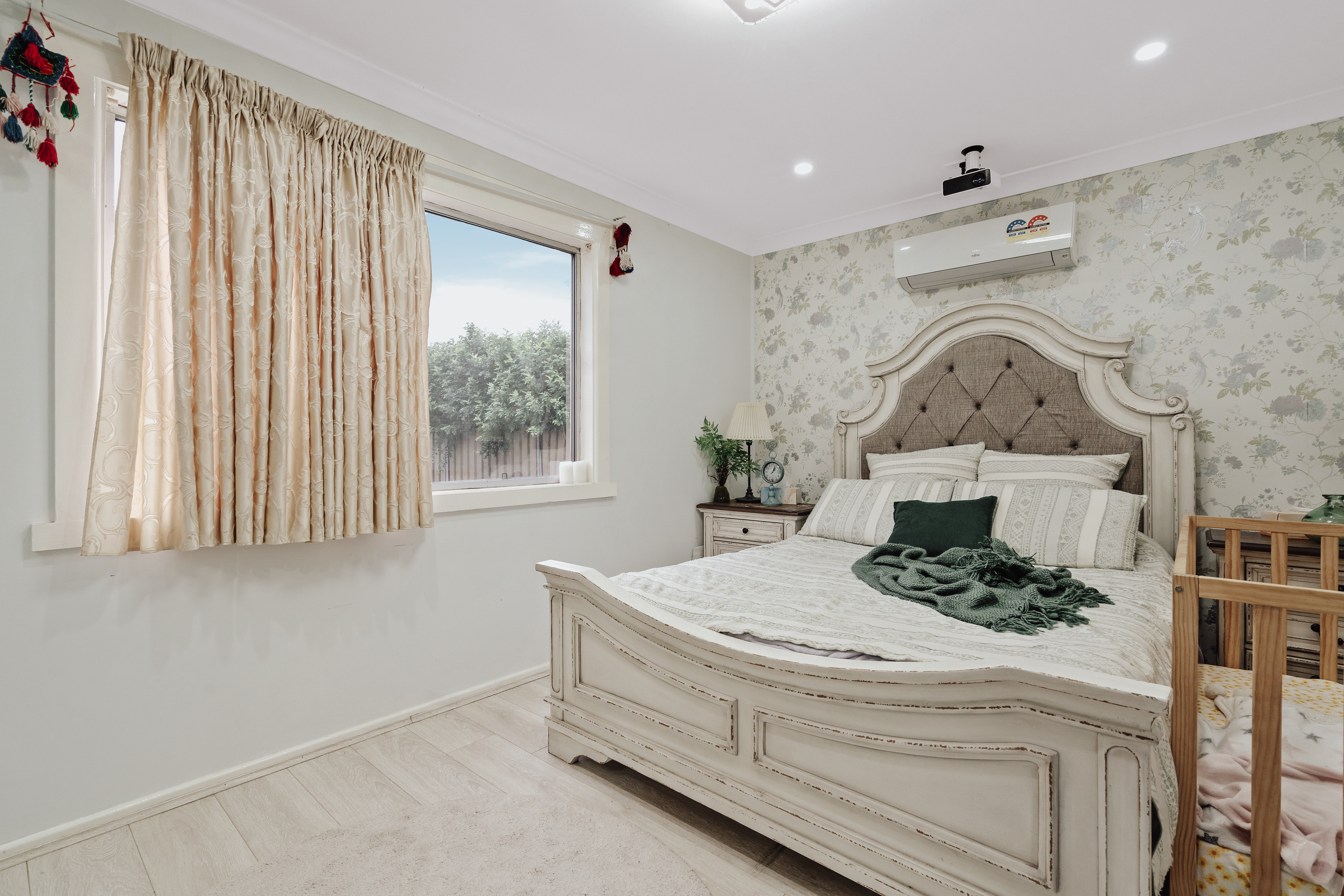 4 PAPEETE AVENUE, Lethbridge Park NSW 2770 - Image 4