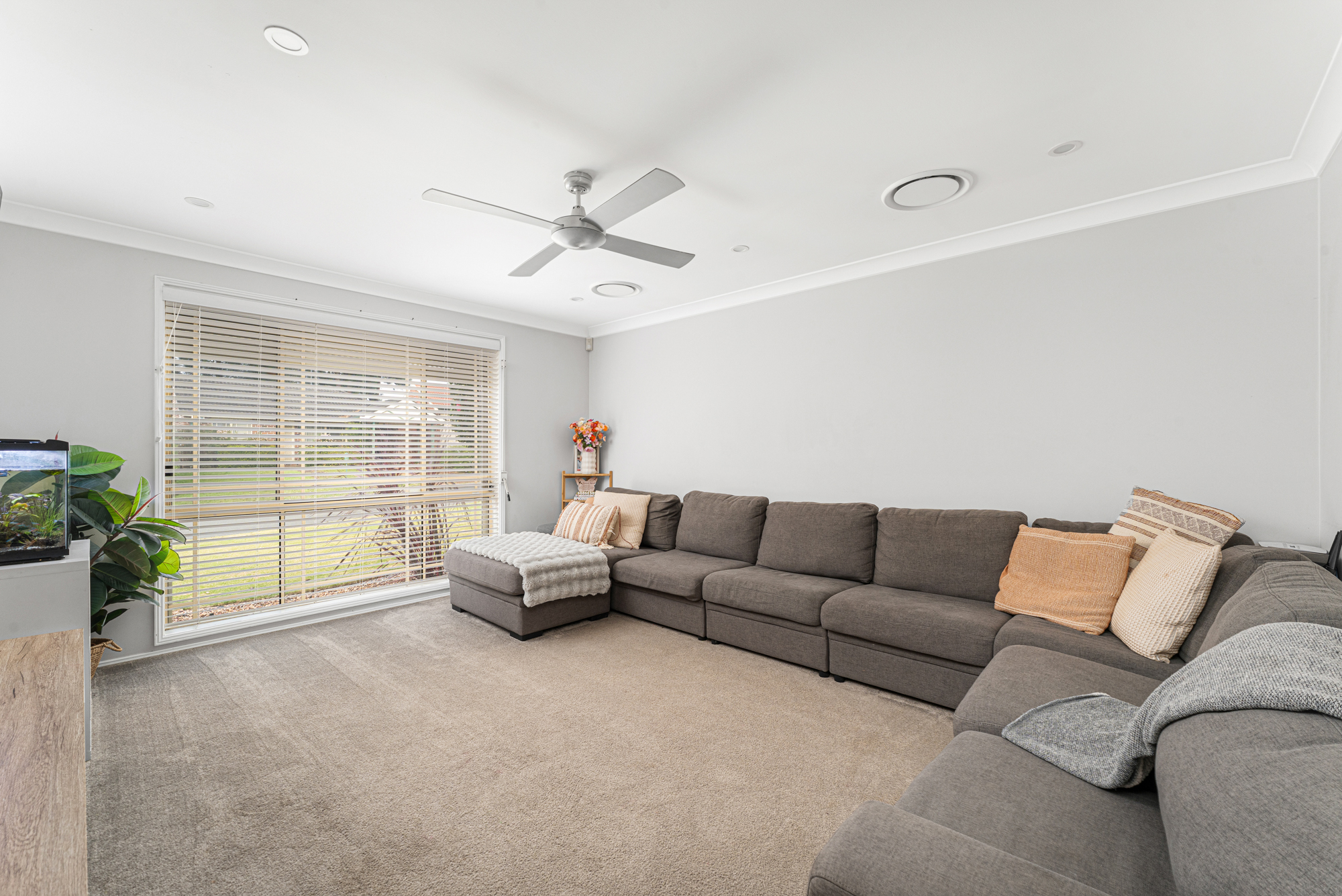 33 Harwood Circuit, Glenmore Park NSW 2745 - Image 2