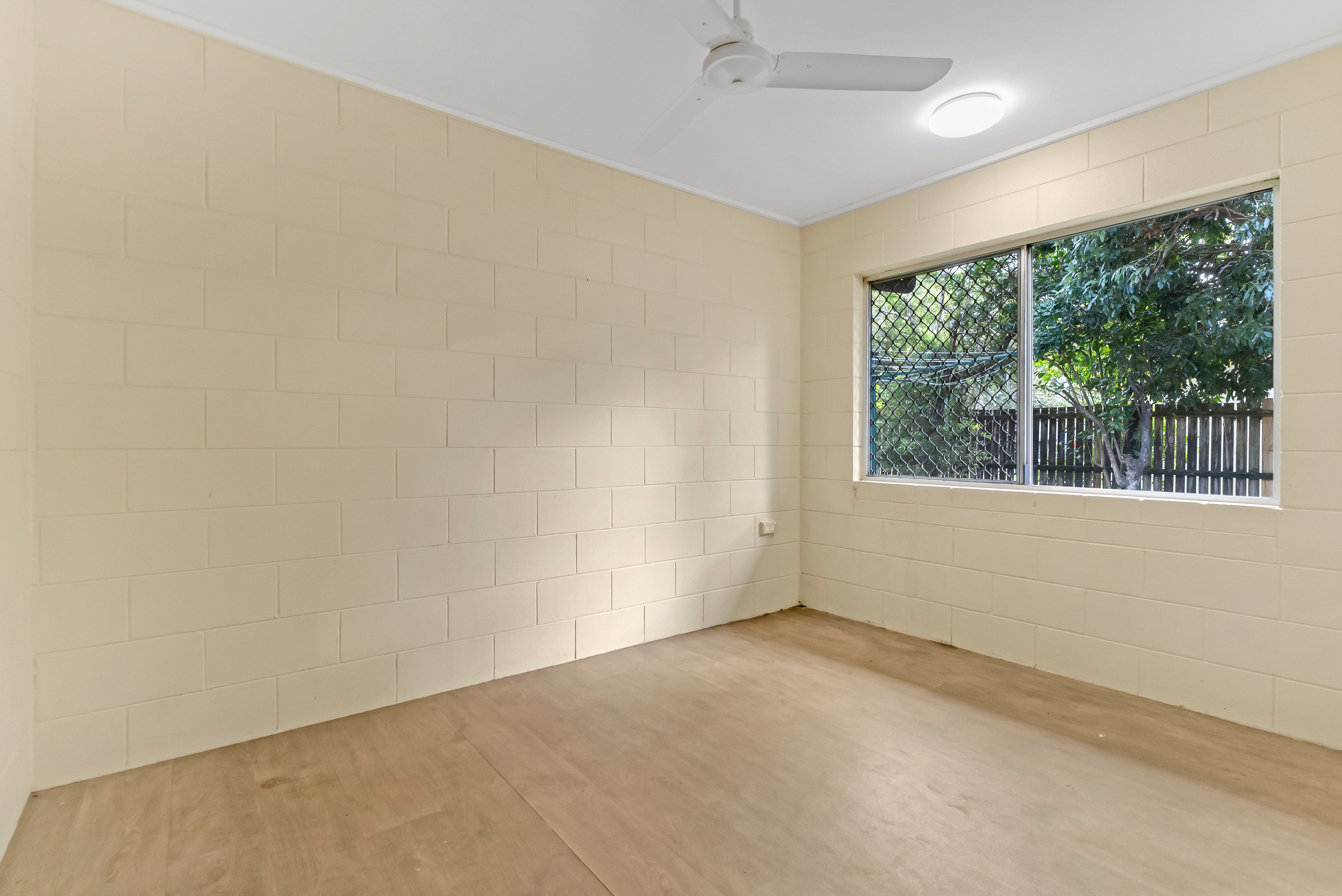 102 MURRAY STREET, Manoora QLD 4870 - Image 8