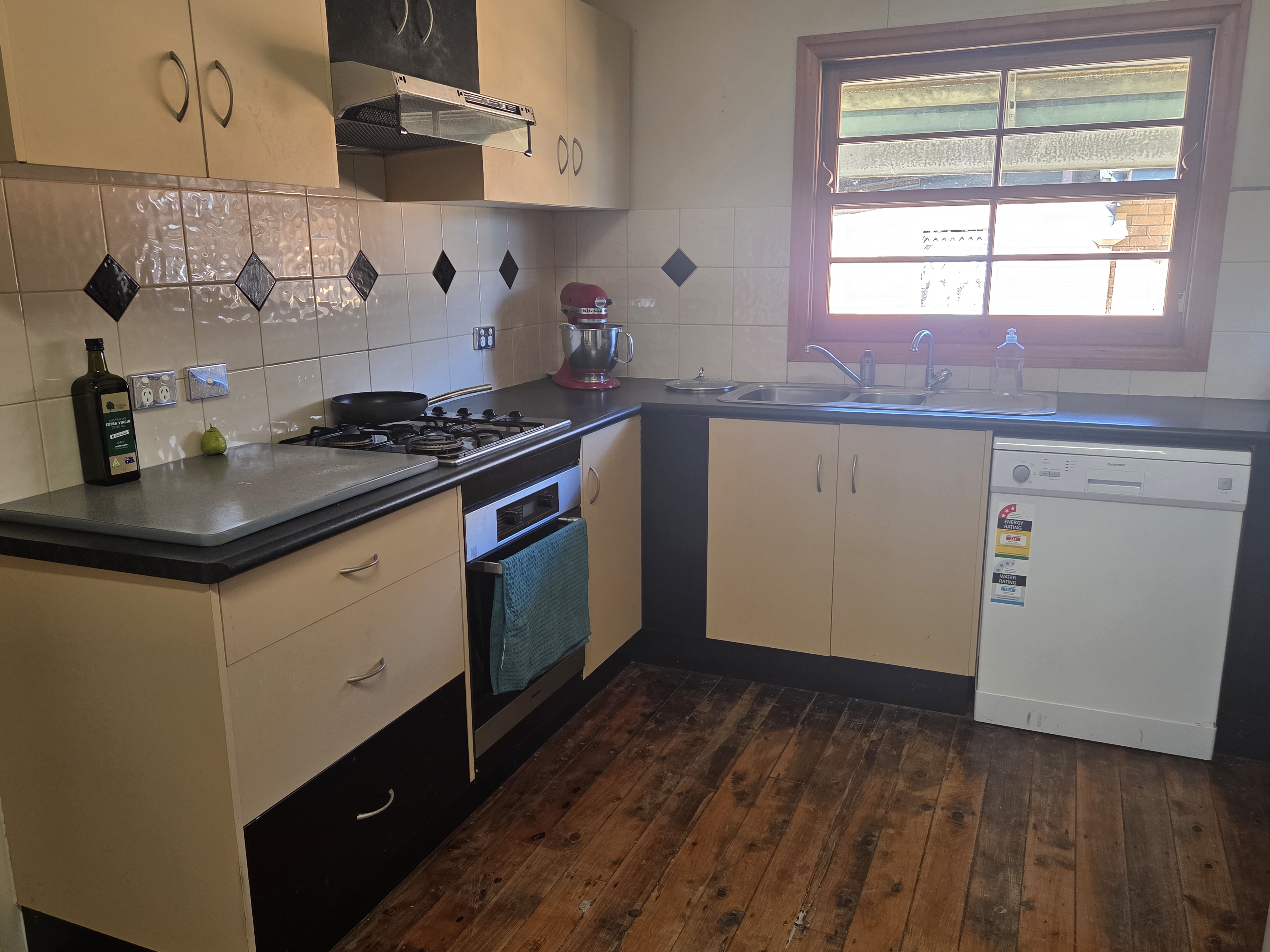 4-bedroom house at 16 KING STREET, Inglewood QLD 4387, Goondiwindi, Queensland