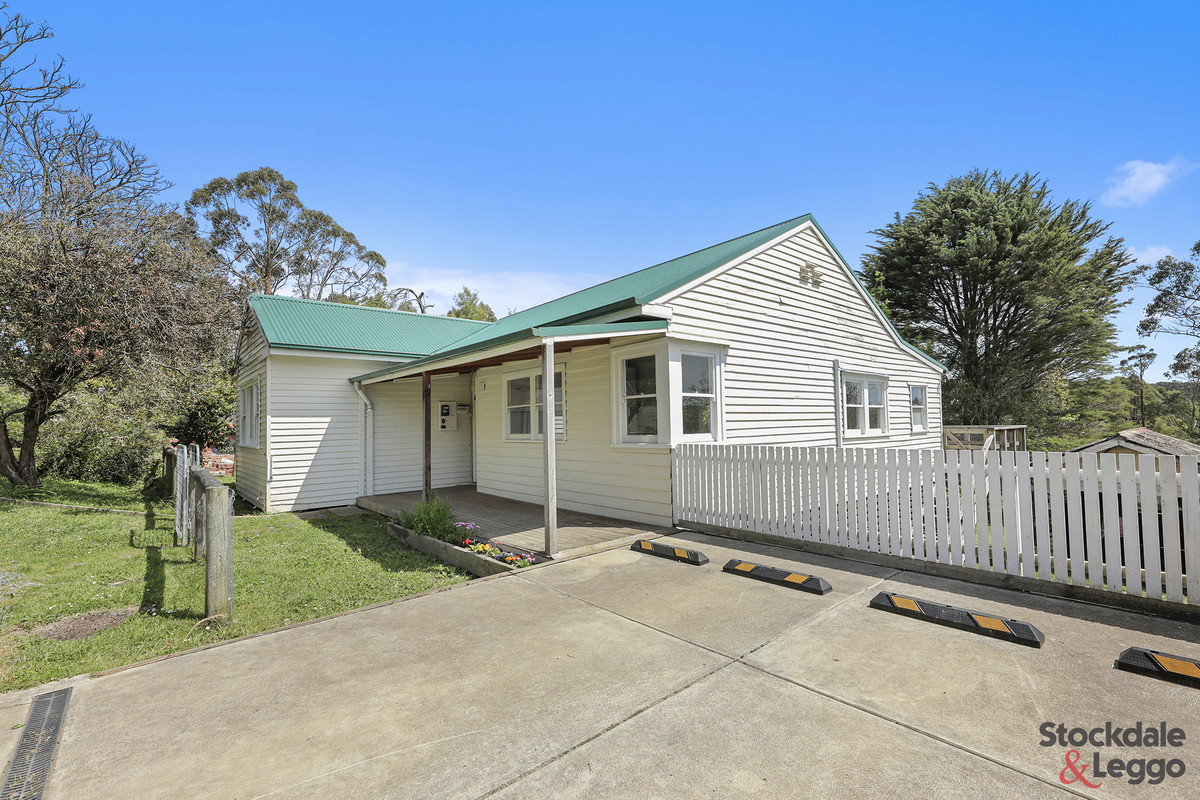 3-bedroom house at 5 Thorpdale Road, Mirboo North, VIC 3871, South Gippsland, Victoria