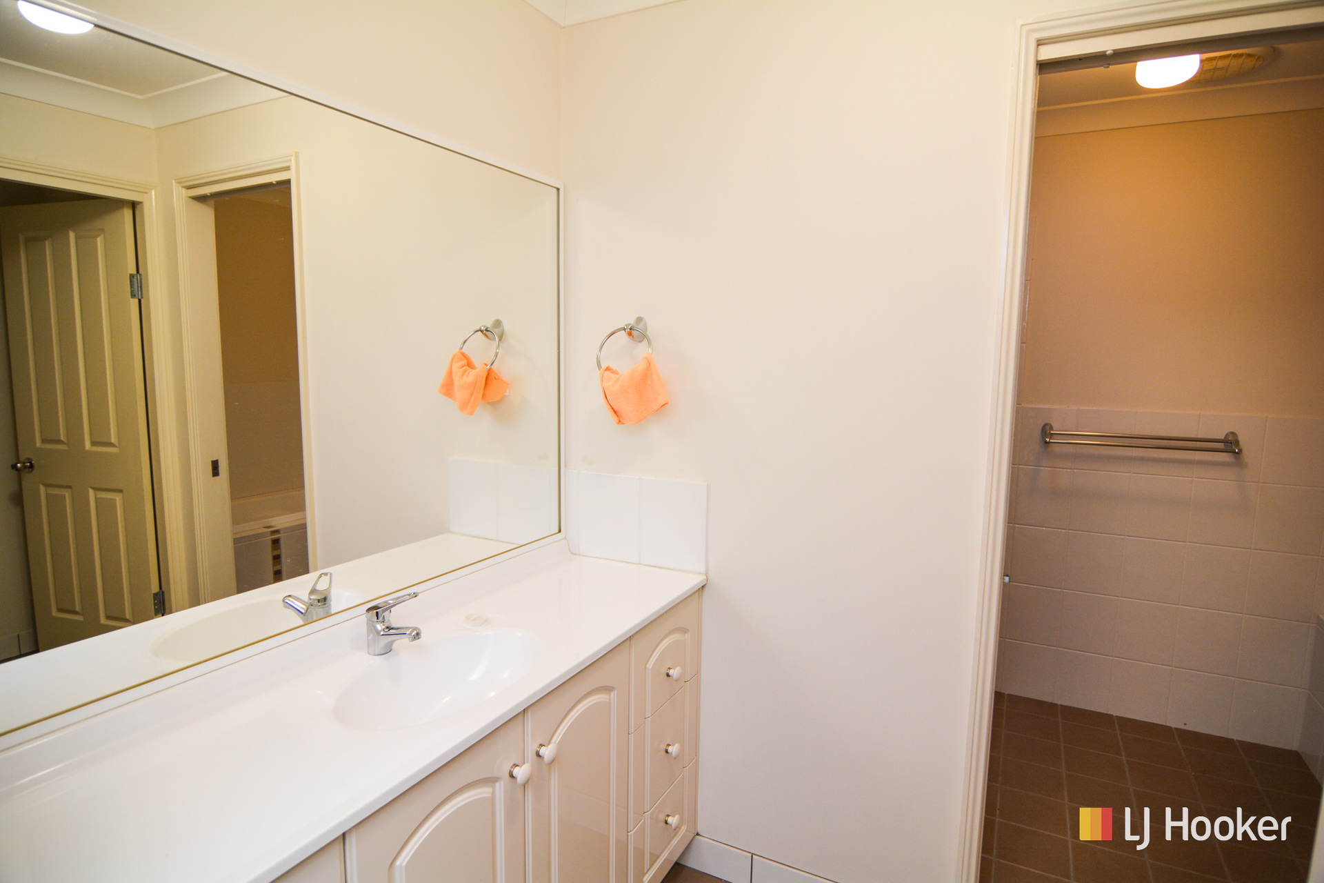1 Barracks Place, Lithgow, Nsw, 2790 - Image 3