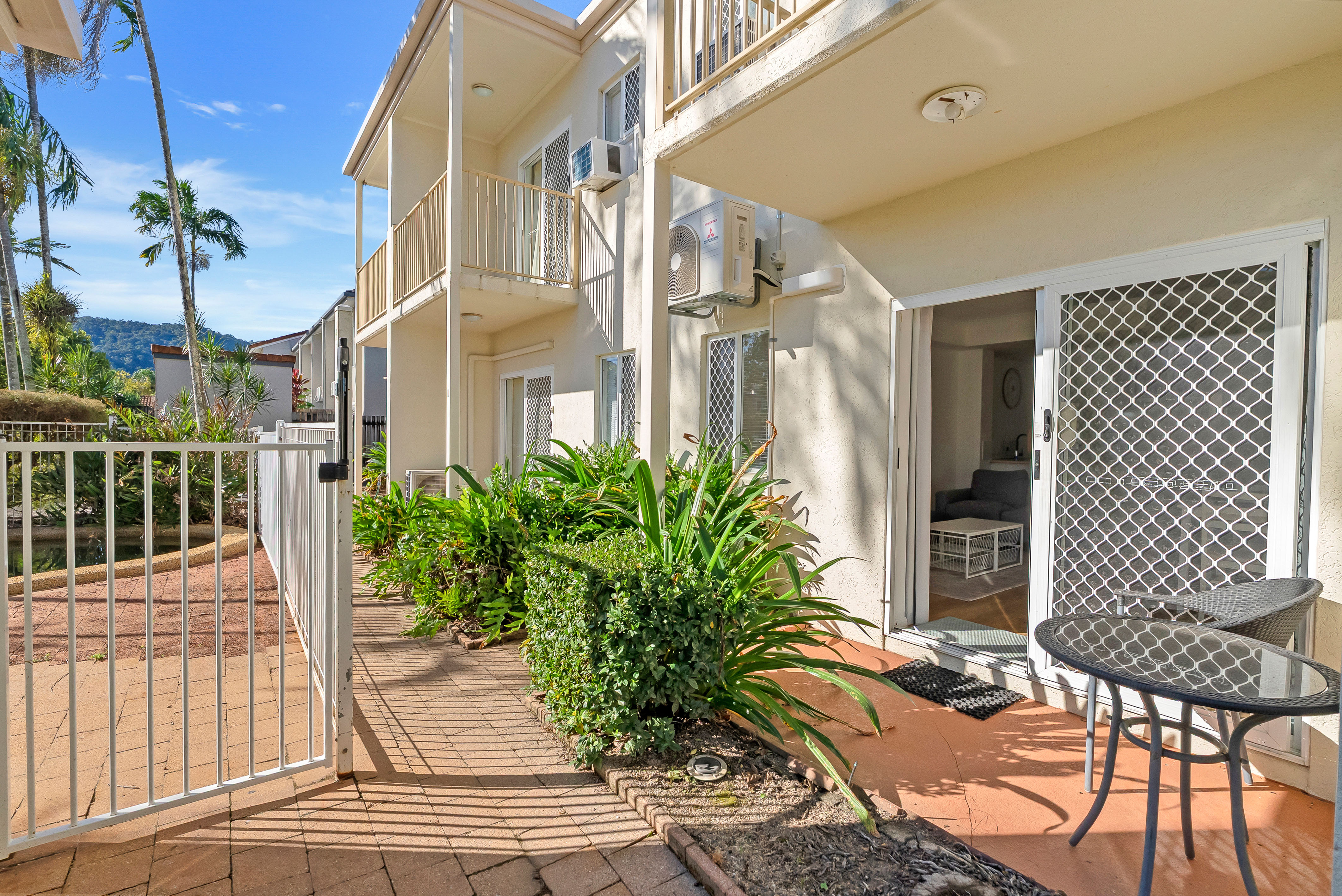 UNIT 3 VILLA VERDE 38 SPRINGFIELD CRESCENT, Manoora QLD 4870 - Image 10