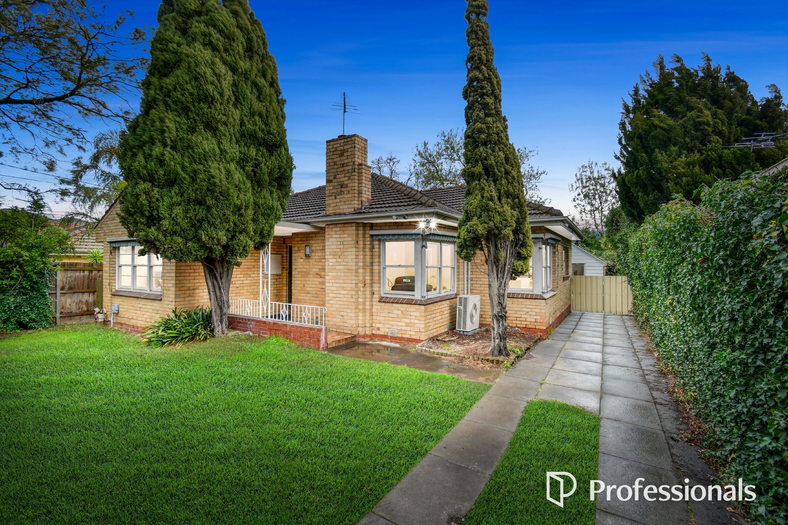 4-bedroom house at 753 Warrigal Road, Bentleigh East, VIC 3165, Glen Eira, Victoria