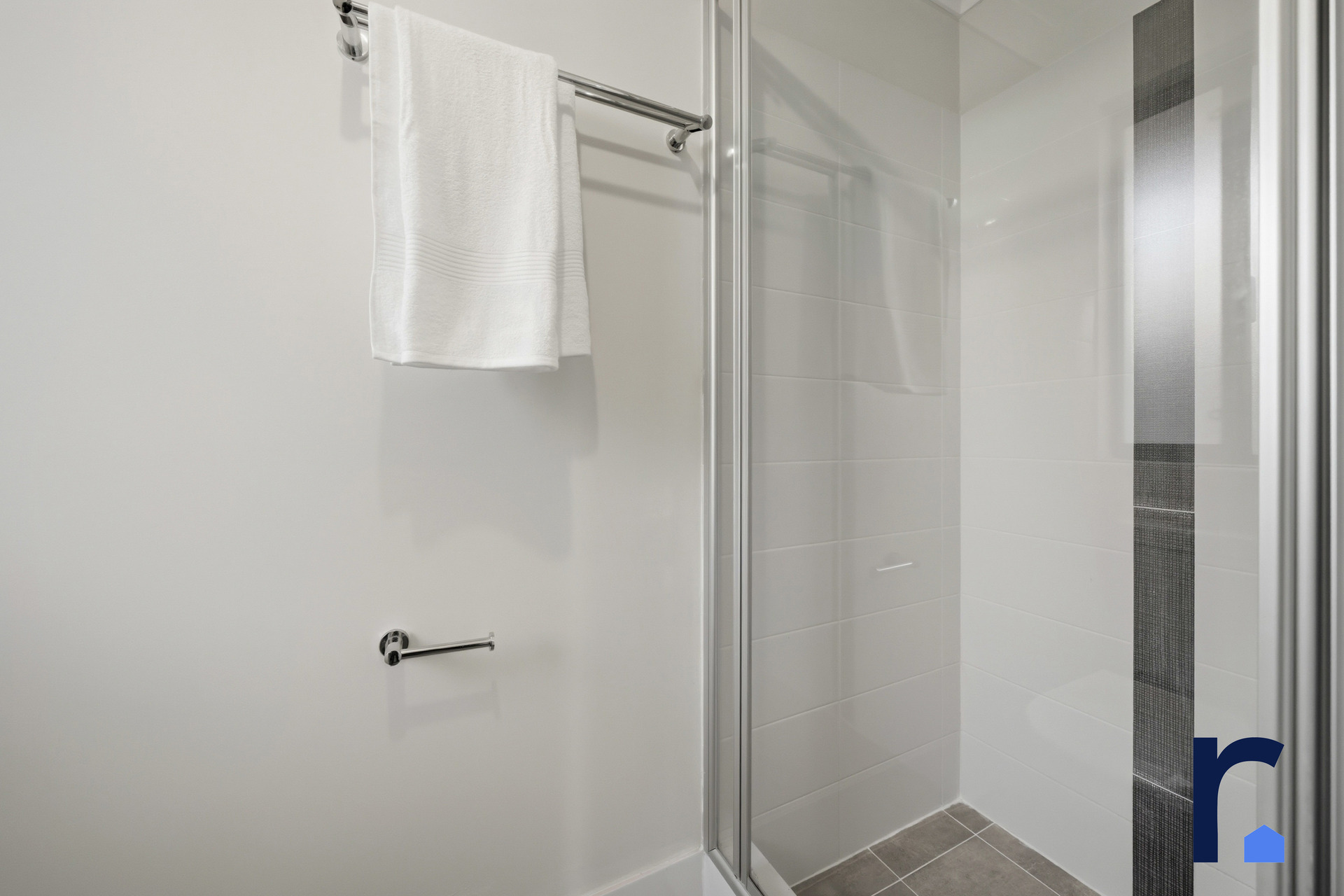 28 VIDALIA DRIVE, Aveley WA 6069 - Image 9