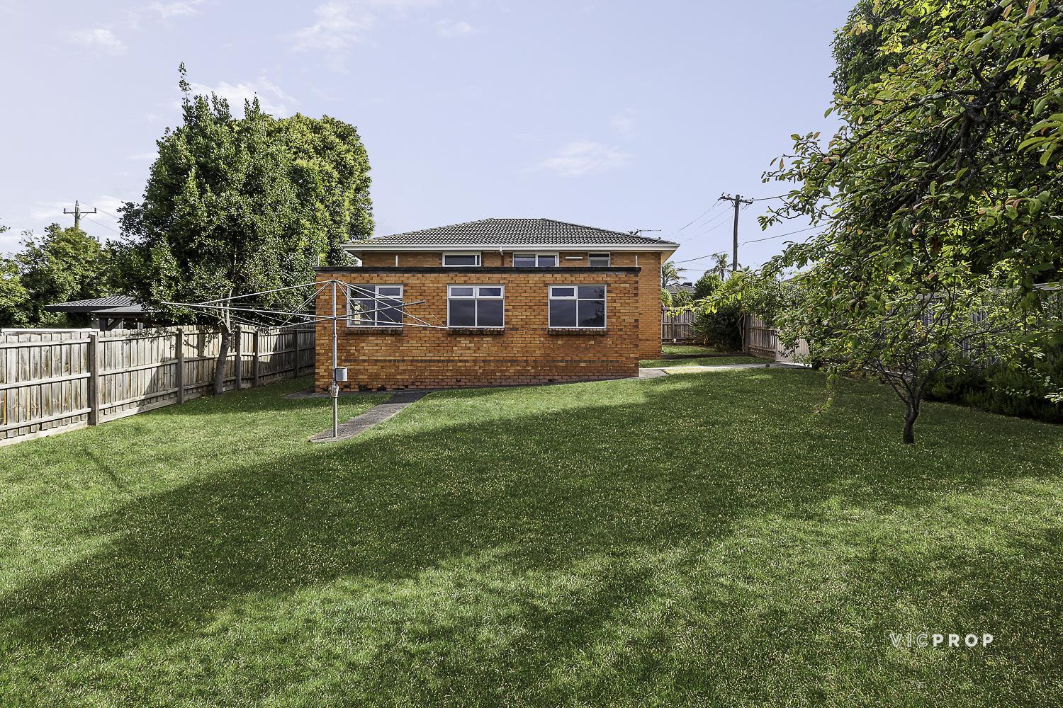 3-bedroom house at 4 Norfolk Circuit, Doncaster, VIC 3108, Manningham, Victoria
