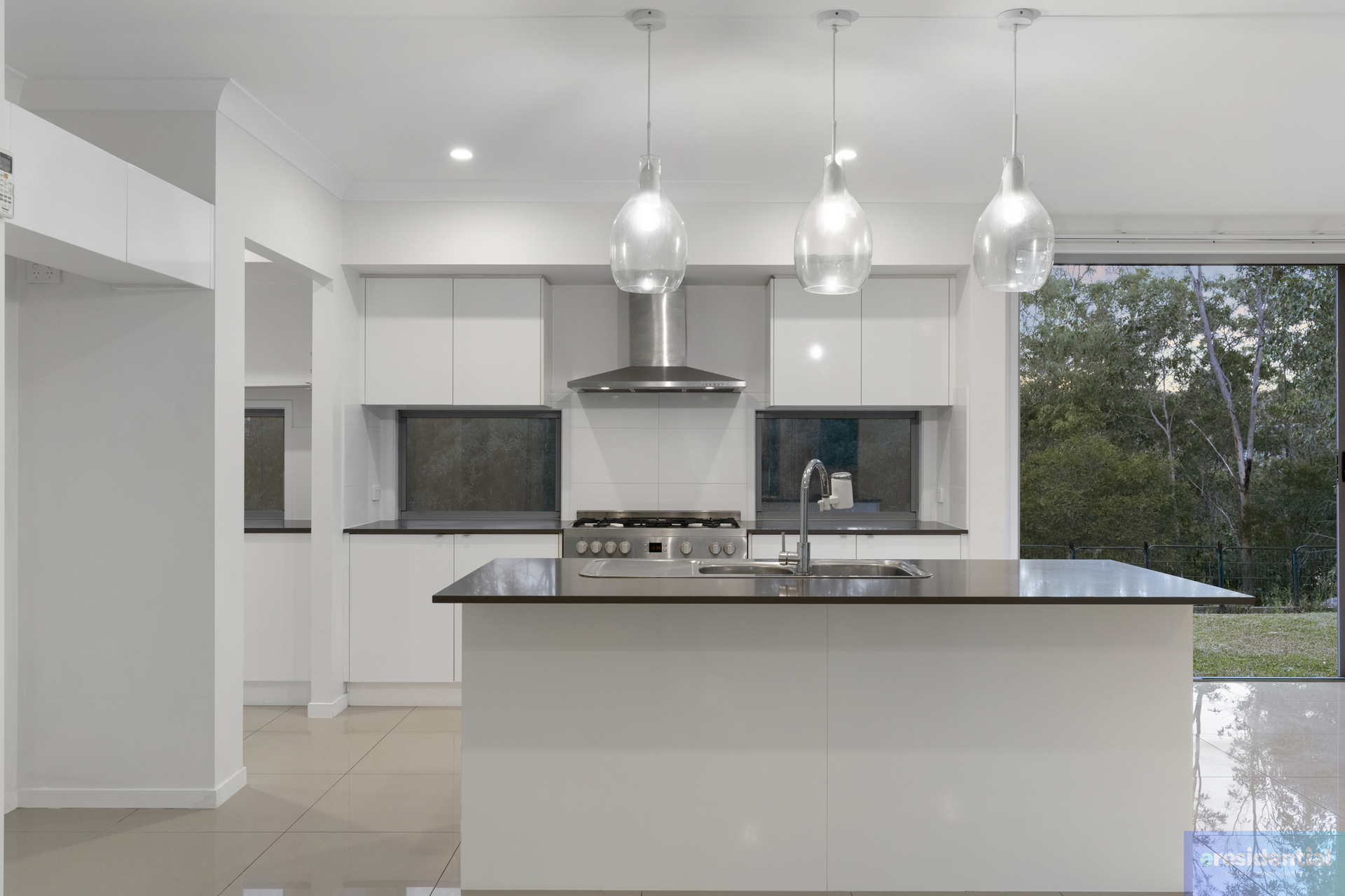 36 VARGON CIRCUIT, Holmview QLD 4207 - Image 7