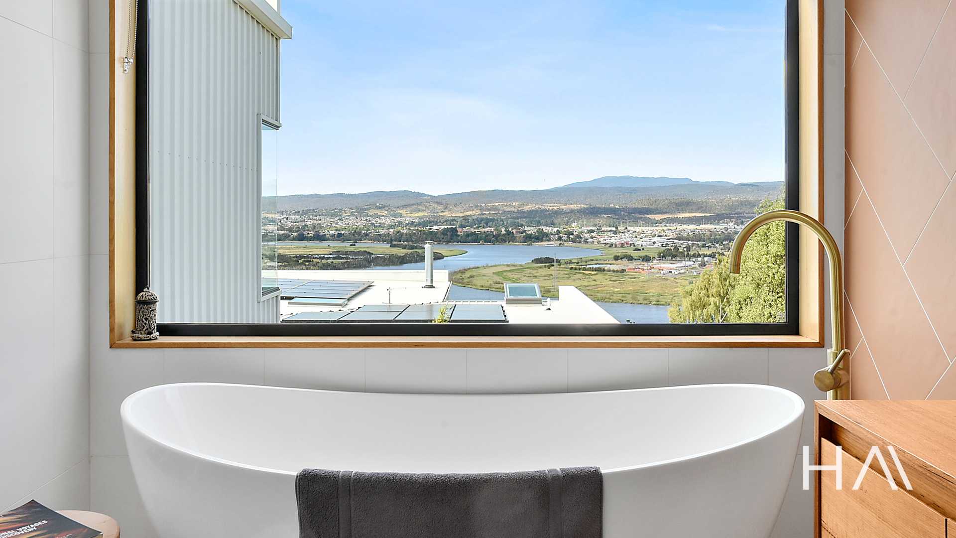 3-bedroom house at 1/55 Lachlan Parade, Trevallyn, TAS 7250, West Tamar, Tasmania