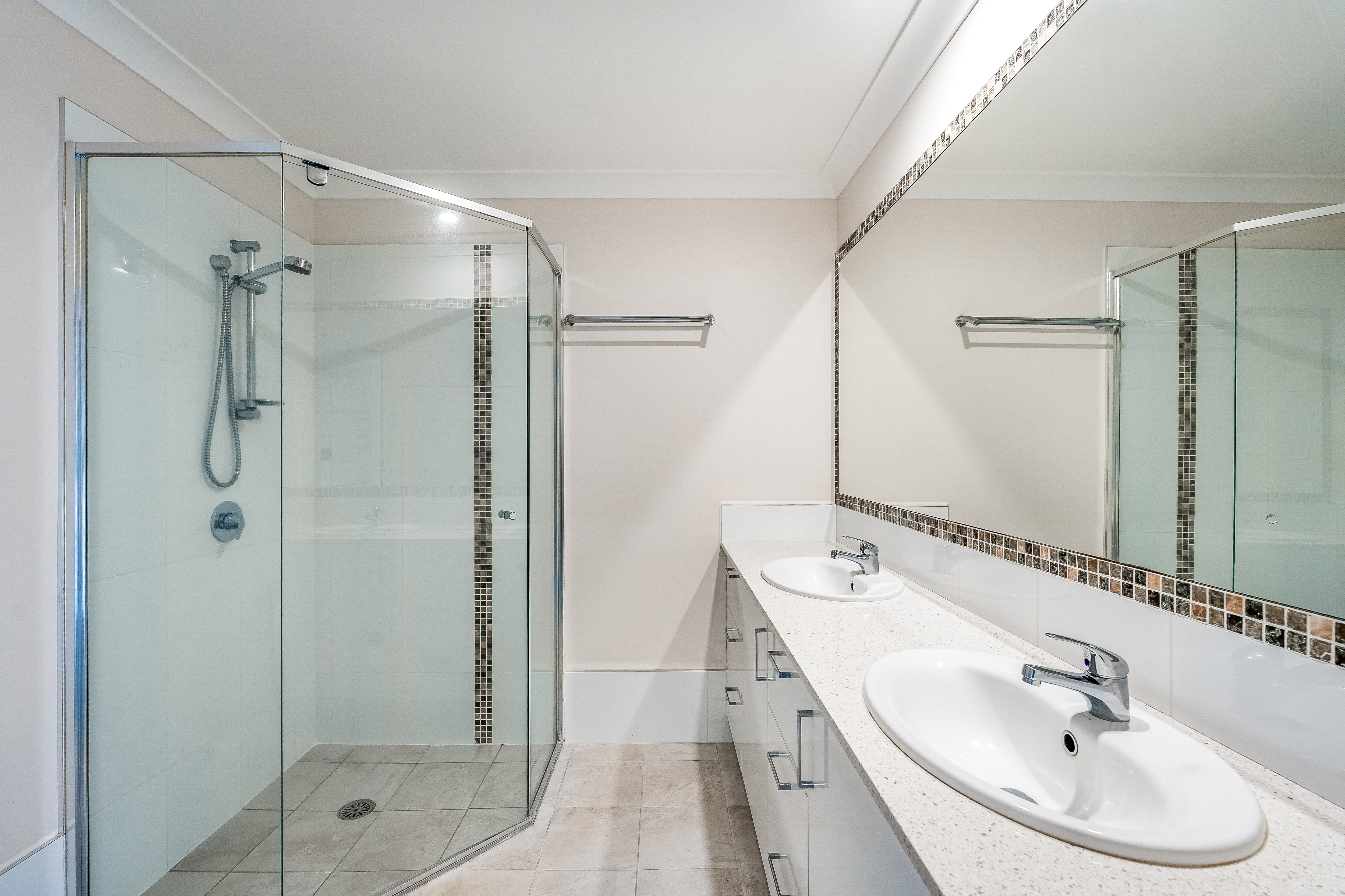 3-bedroom unit at UNIT 2 10 AVALON AVENUE, Wollongbar NSW 2477, Ballina, New South Wales