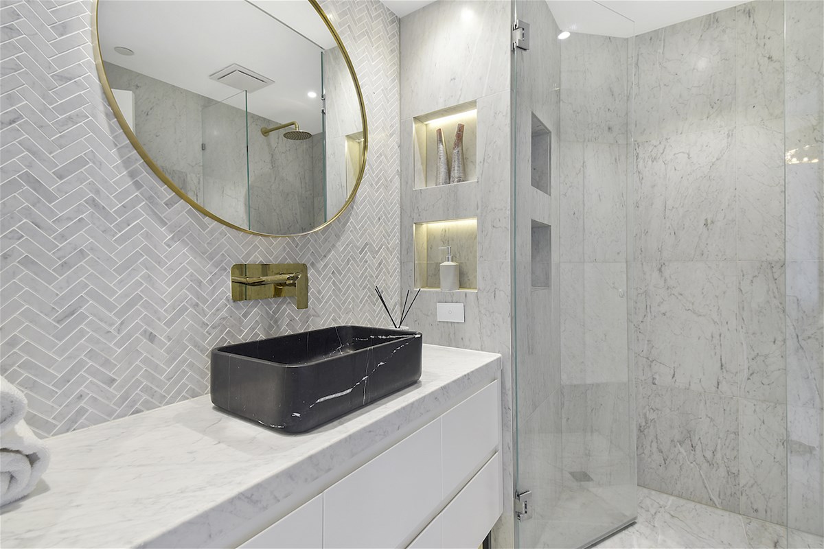 32 MACROSSAN STREET, Brisbane City QLD 4000 - Image 9